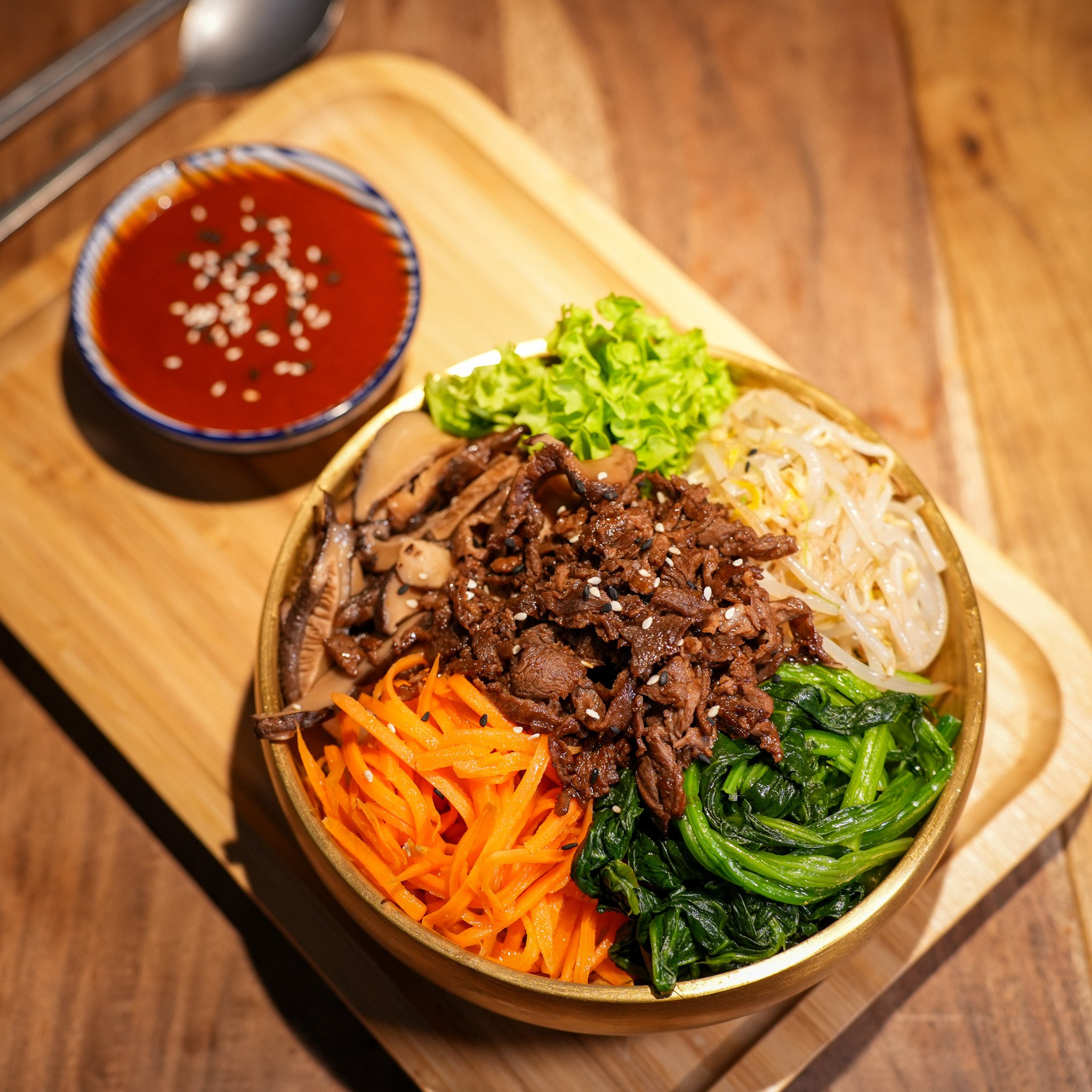 Bulgigi Bibimbap.jpg