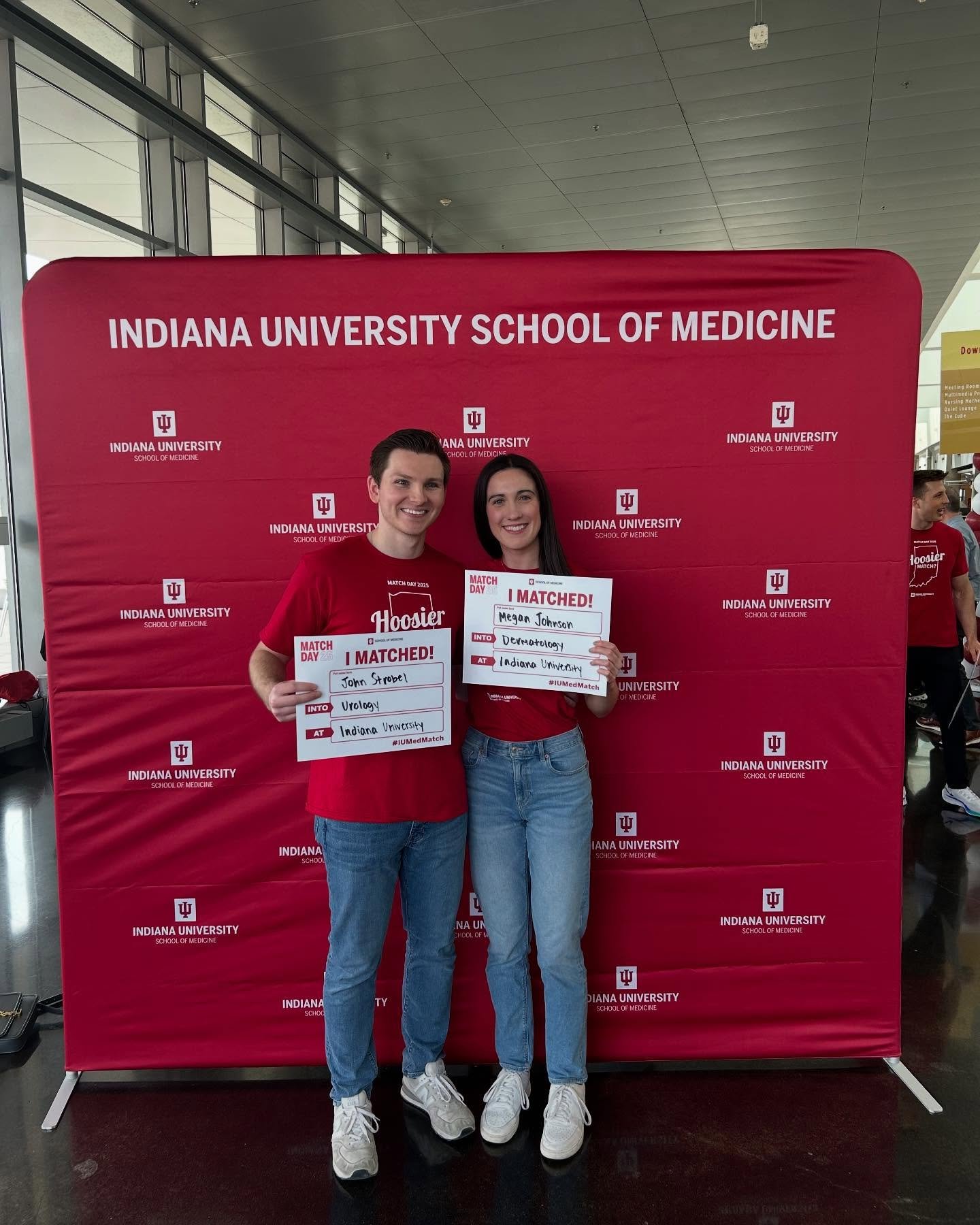 Congratulations @megan__johnson and @jstrobe_ !!! So excited for what this next chapter has in store for you ❤️🩺