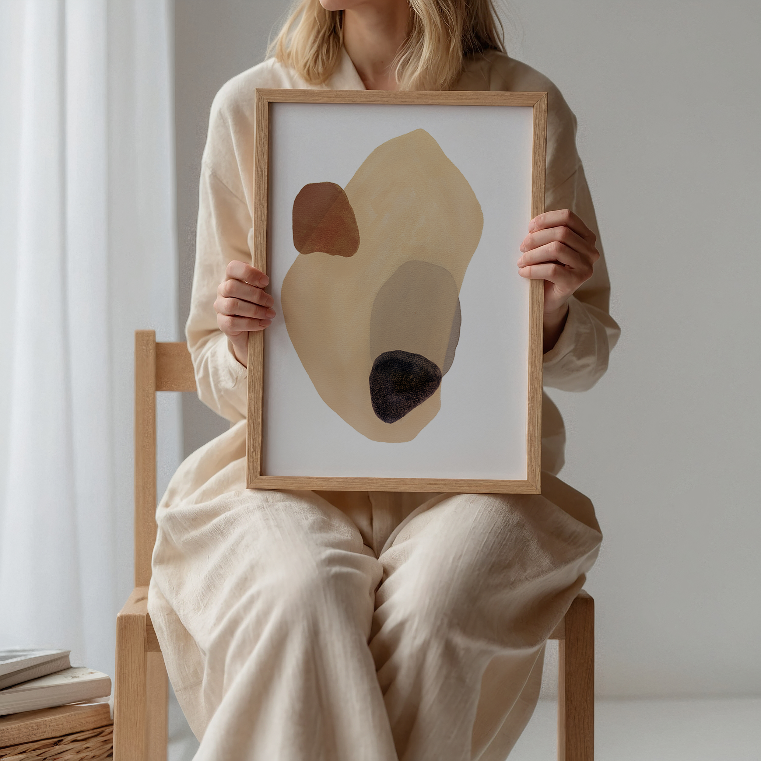 ModernShapes4-LadyHolding12x18.png