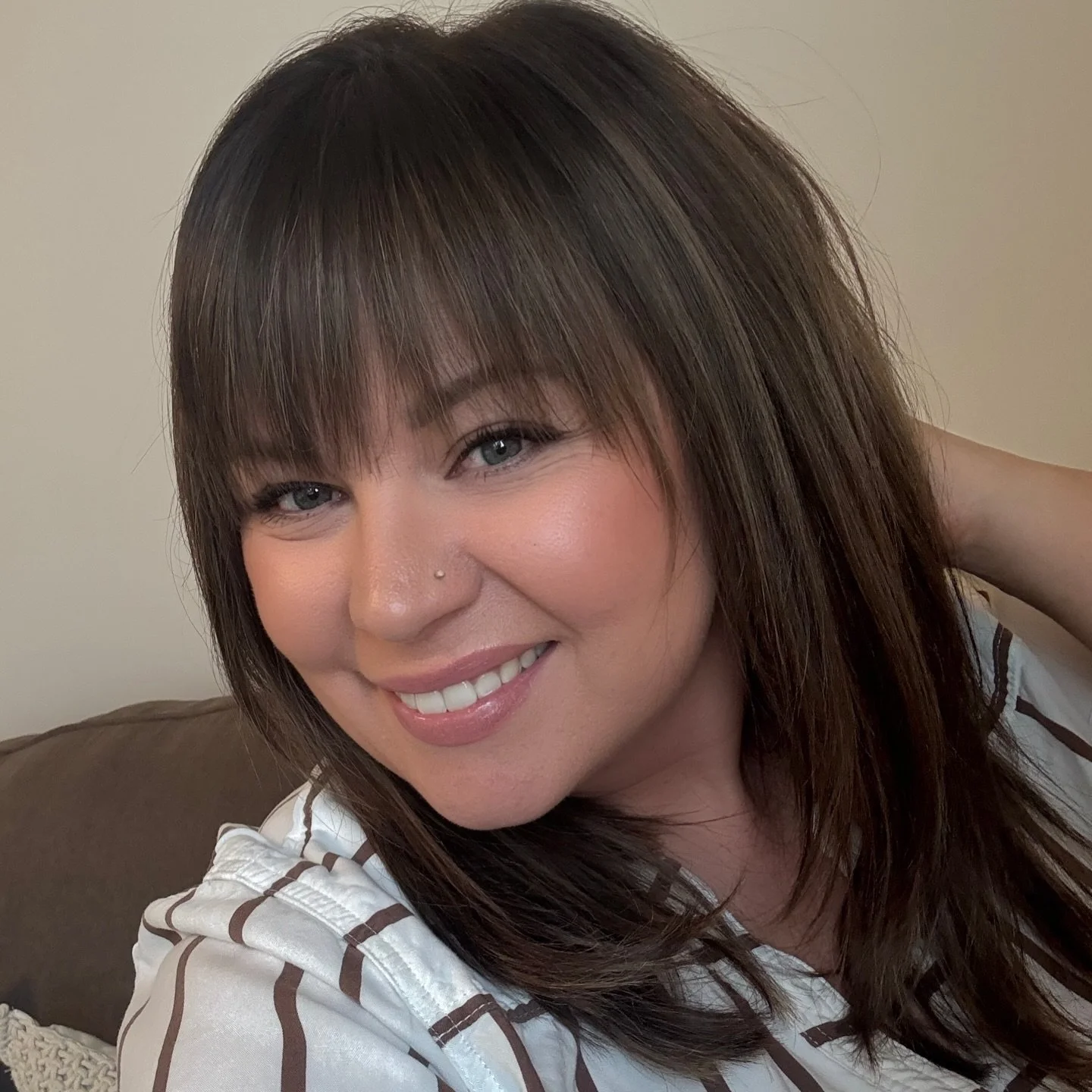 Q&amp;A: What drew me to become a makeup artist? 

At 17, MAC did my makeup for graduation, sparking something within me. As an artistic person, I enjoyed sculpting, but my sister&rsquo;s words - &ldquo;You should do makeup, Em!&rdquo; - resonated de