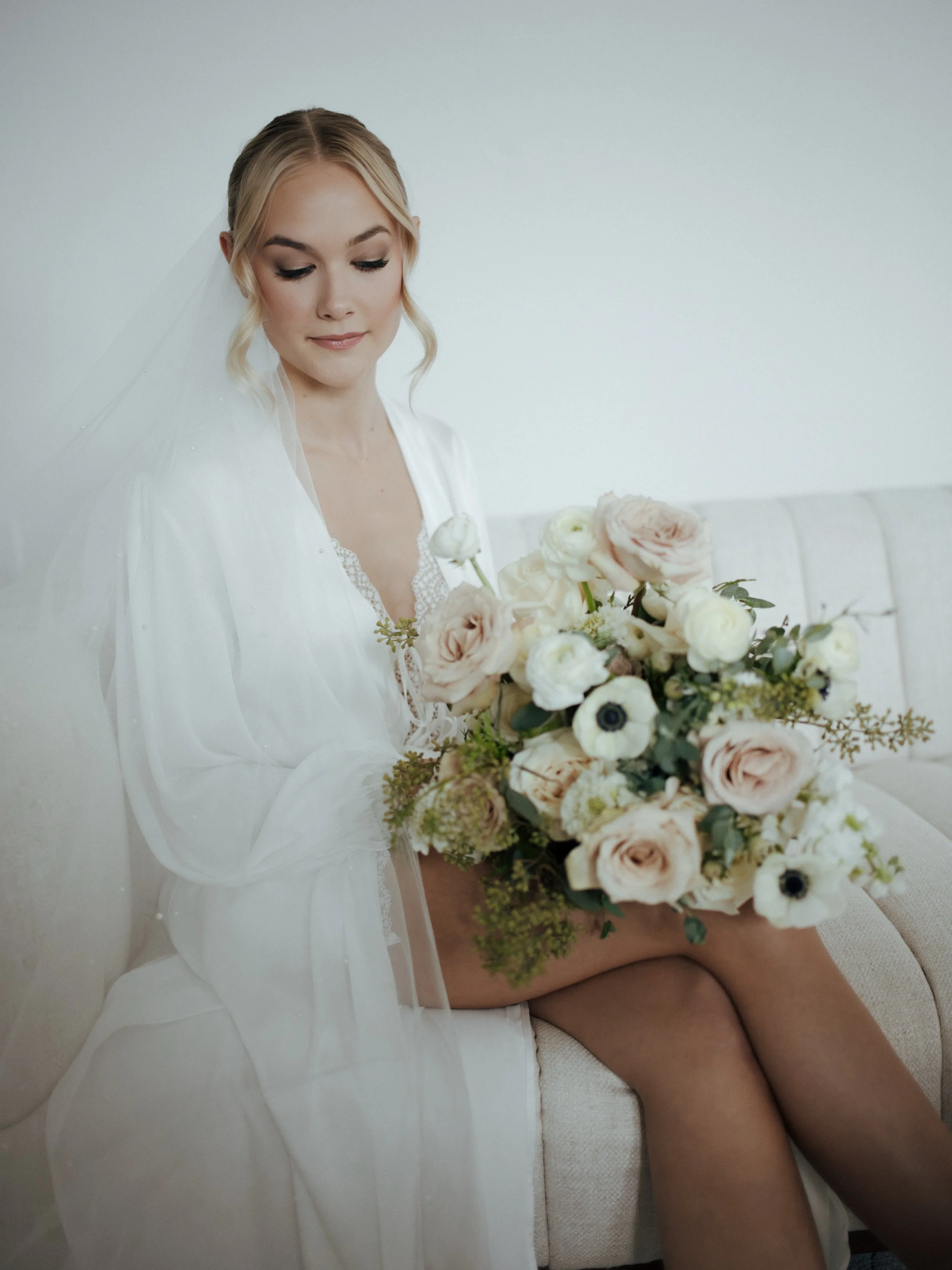 🤯 I just looked at my calendar...

July and August are almost fully booked, with some last-minute appointments still being finalized!

Weekday appointments are also becoming limited but weekends are fully booked!!! ✨

Responses may also be a little 