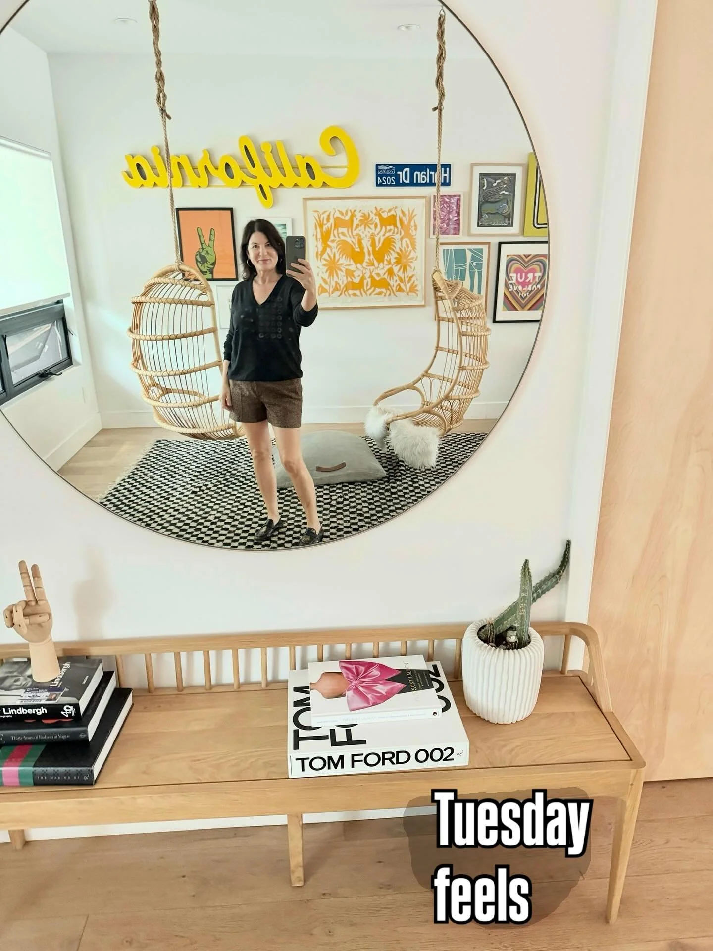 Coating and custom shoeing today 
@maxmara_scp 
@loewe 
@toryburch 
@georgeesquivel