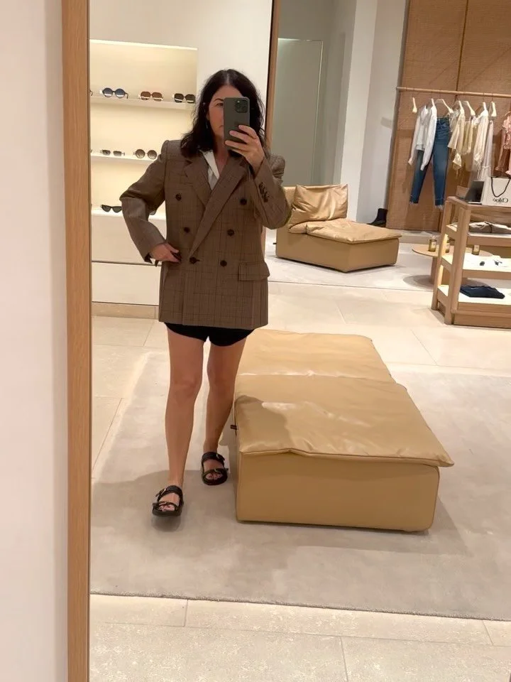 When fashion evokes a feeling&hellip;
#fashionstylist #fashion #chloe #loewe