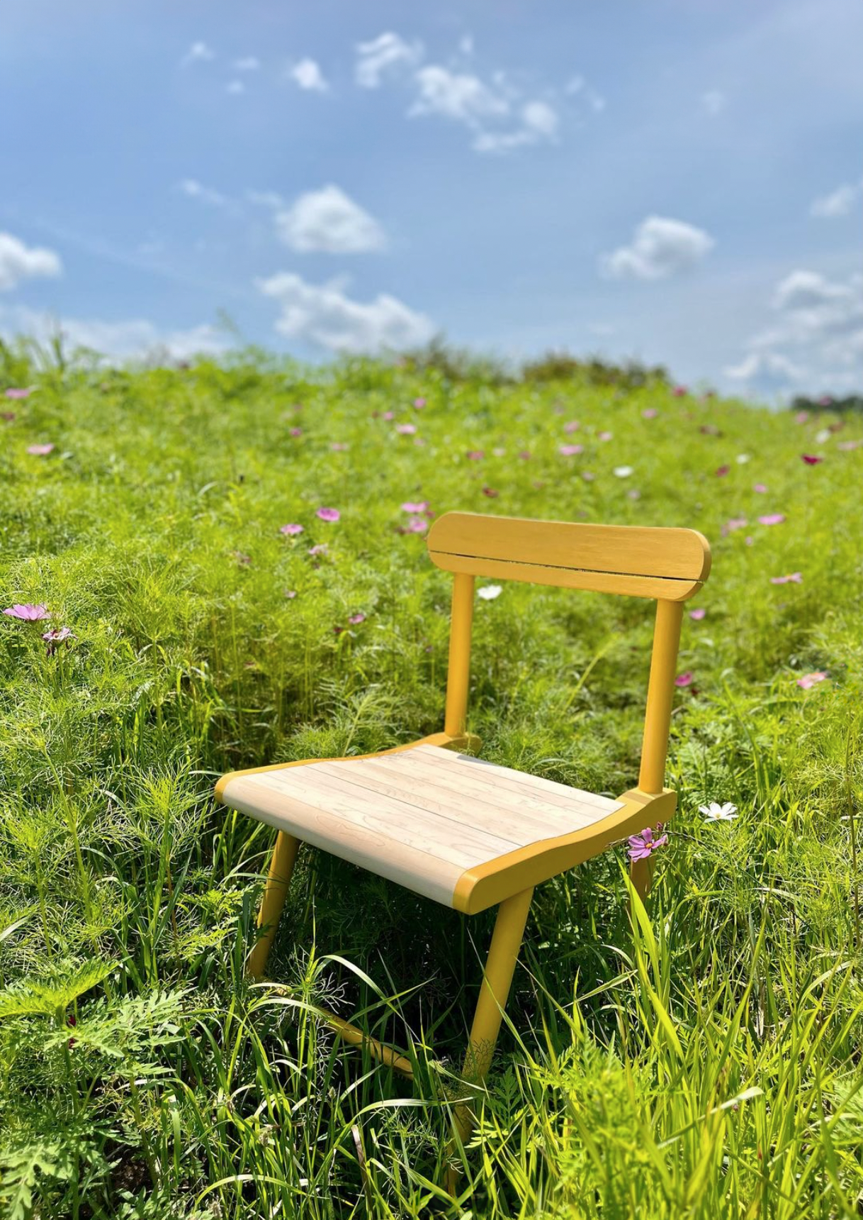 yellowchair.png