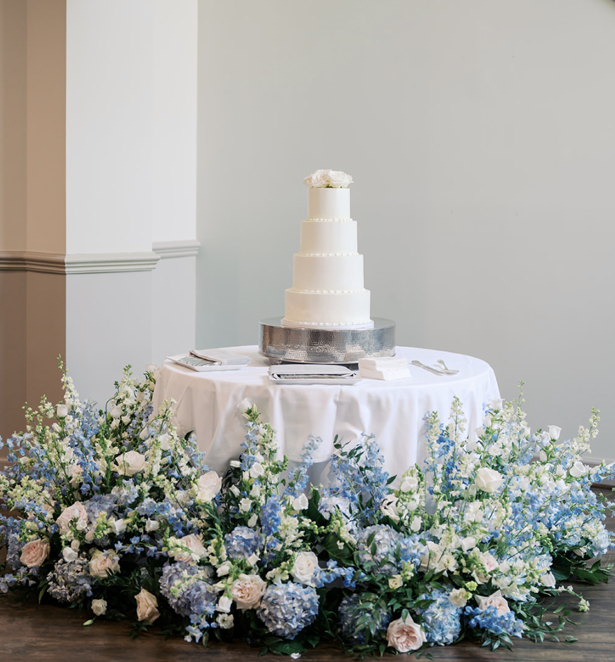 Designing an Extravagant Wedding Cake Table That Commands Attention