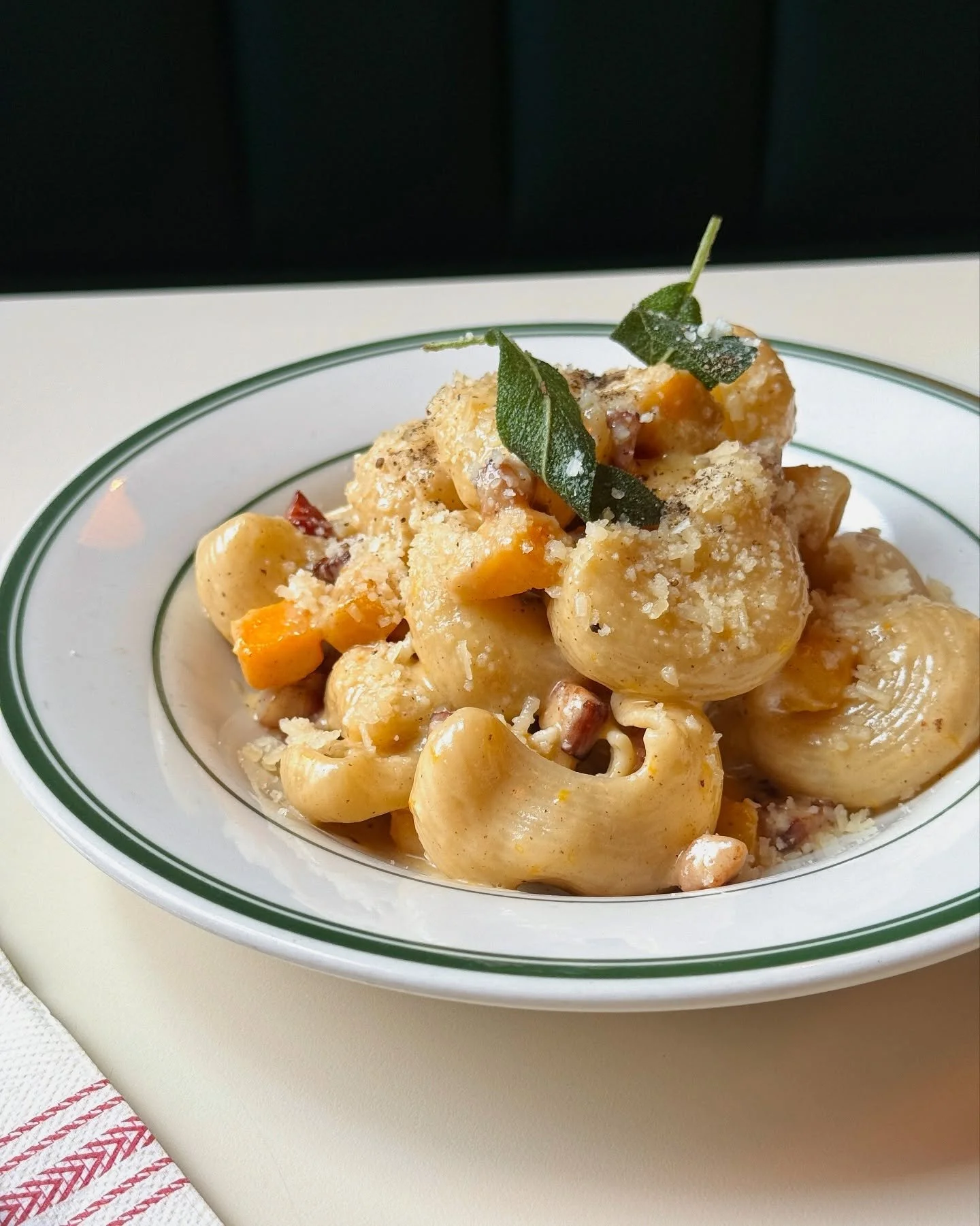 Fall has arrived at Pasta Night! 🍁✨ Swing by and take a peek at our updated menu&hellip;you may discover a new favorite ✨🍂 (Yes we finally put chicken parmesan on the menu 🕺)

✨Ask your server about our new menu additions!