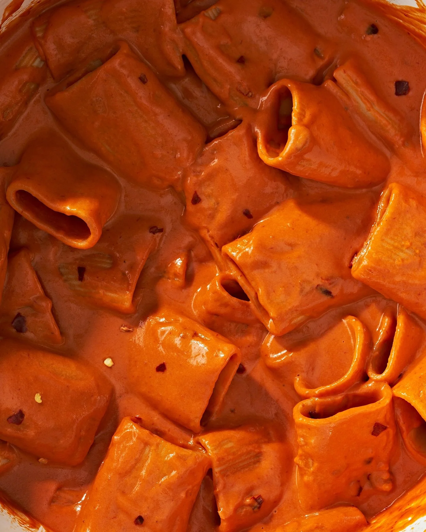 Missed @grossypelosi ‘s Pasta Night takeover? You’re in luck! ✨ We’re still serving up luscious bowls of lumache in Grossy’s illegally glossy Vodka Sawce as a menu special for another month! 🍝 Catch it on our dinner menu dail