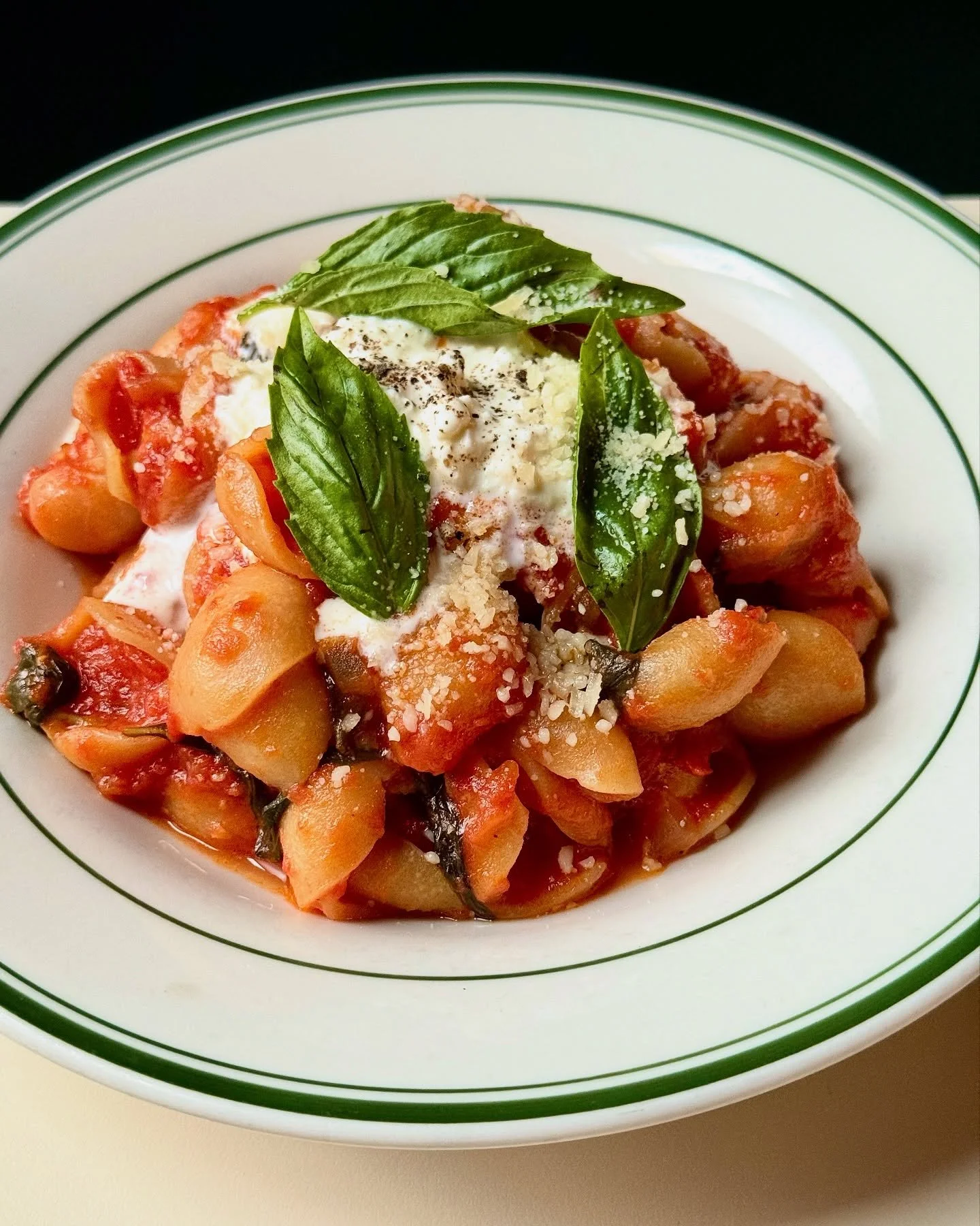 Fresh fall specials dropping in&hellip; 🍂 THIS WEEK ⬇️

🍁FALL FOCACCIA: Butternut squash, bacon + pecorino. Served with a maple infused olive oil 

🍁POMODORO ORECCHIETTE: Pomodoro sauce, chickpeas, basil + and stracciatella

🛵 Available this week