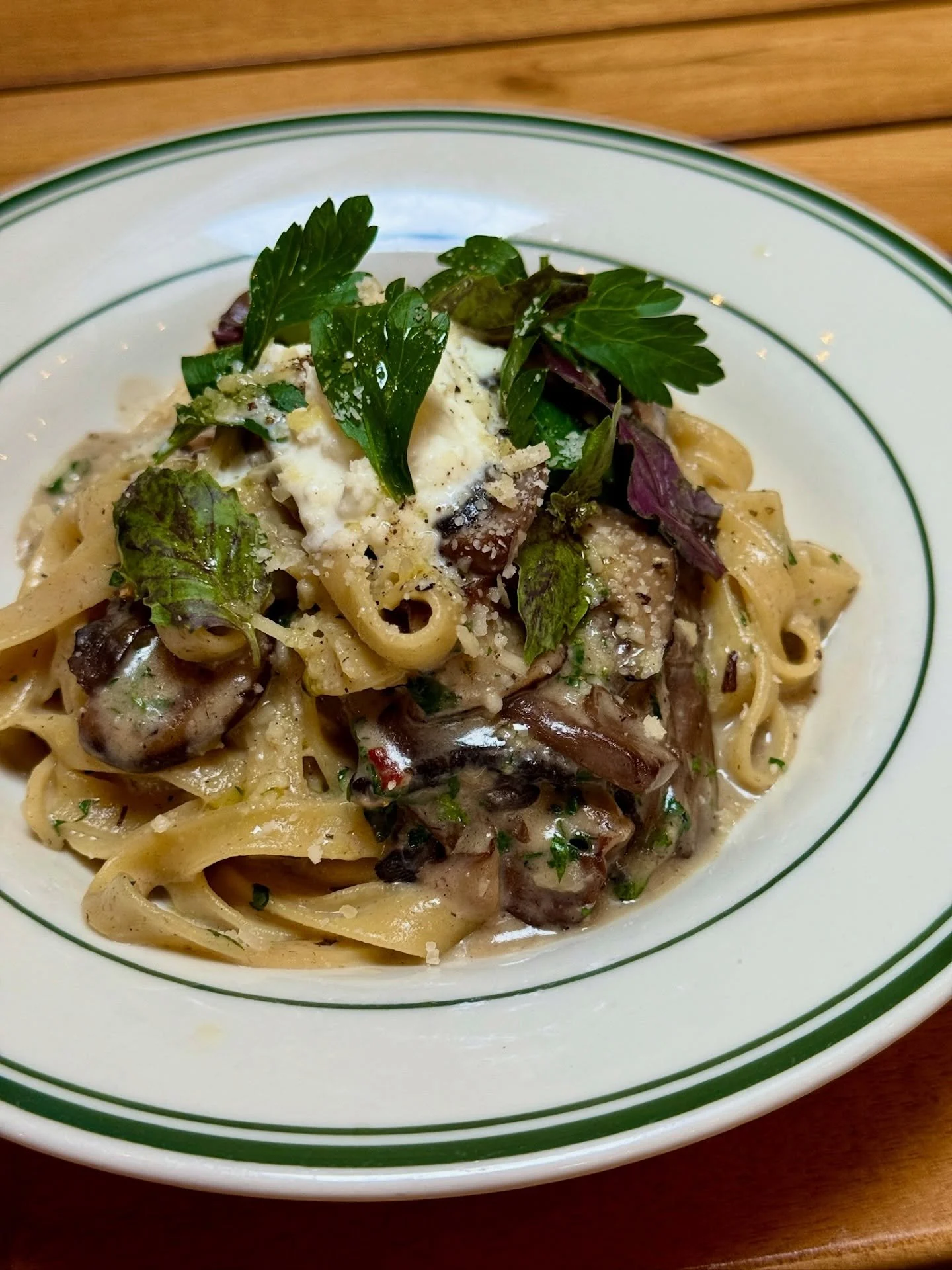 New Year, new menu! 🎉 We&rsquo;re back and serving up our new ❄️WINTER MENU❄️ featuring a few new surprises and some seasonal variations on your favorite dishes for dinner and brunch. Pull up a chair, let&rsquo;s get you a cocktail and keep the past