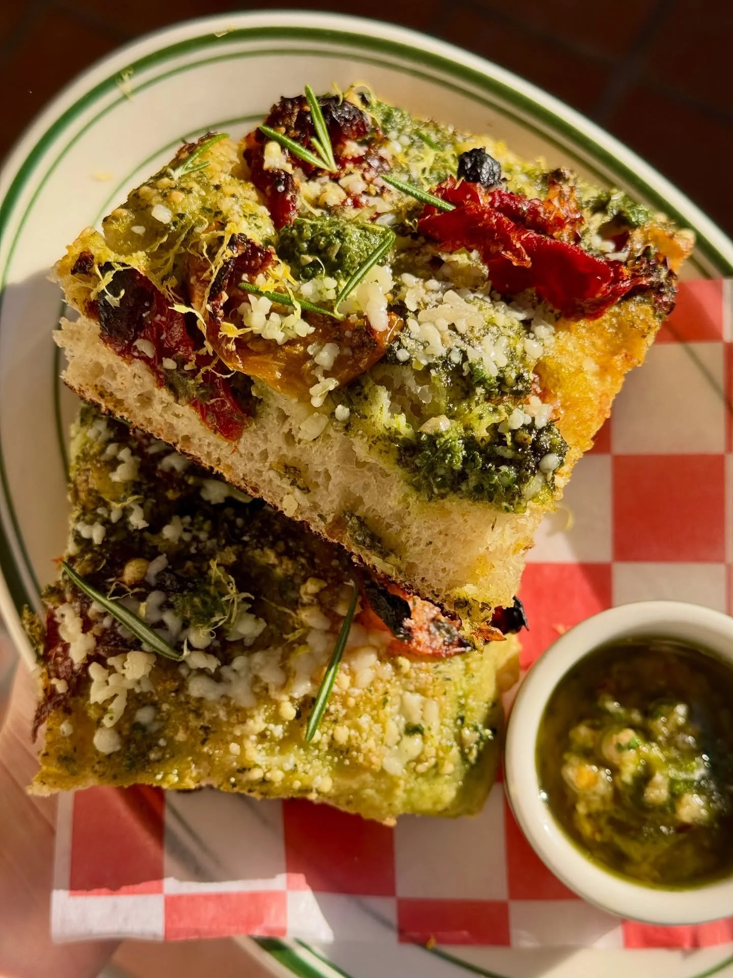 ✨PESTO + SUN-DRIED TOMATO FOCACCIA✨ Made in-house, with lots of love, for this special week/end until it&rsquo;s gone!

💘We&rsquo;re booked solid for Valentine&rsquo;s Day, so surprise your loves with an early dinner, drink or dessert tonight, we&rs