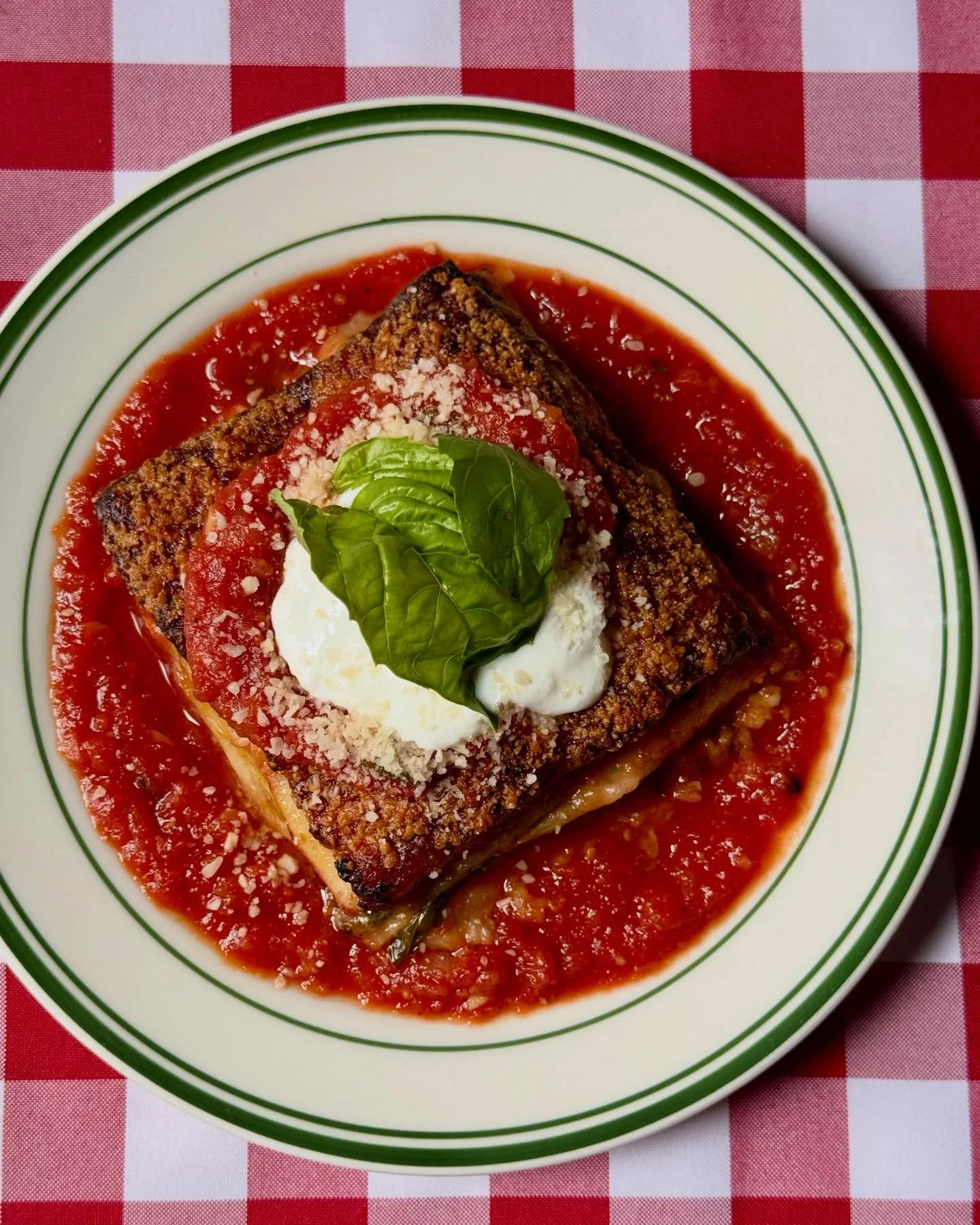 Did someone say ✨GLUTEN-FREE EGGPLANT PARM?✨ This week&rsquo;s specials! ⬇️

🥦ROASTED BROCCOLI SALAD: Watercress, pecorino, in a shallot lemon vinaigrette

🍆CLASSIC EGGPLANT PARM: A classic southern Italian staple. NOW GLUTEN FREE! Thin sheets of e