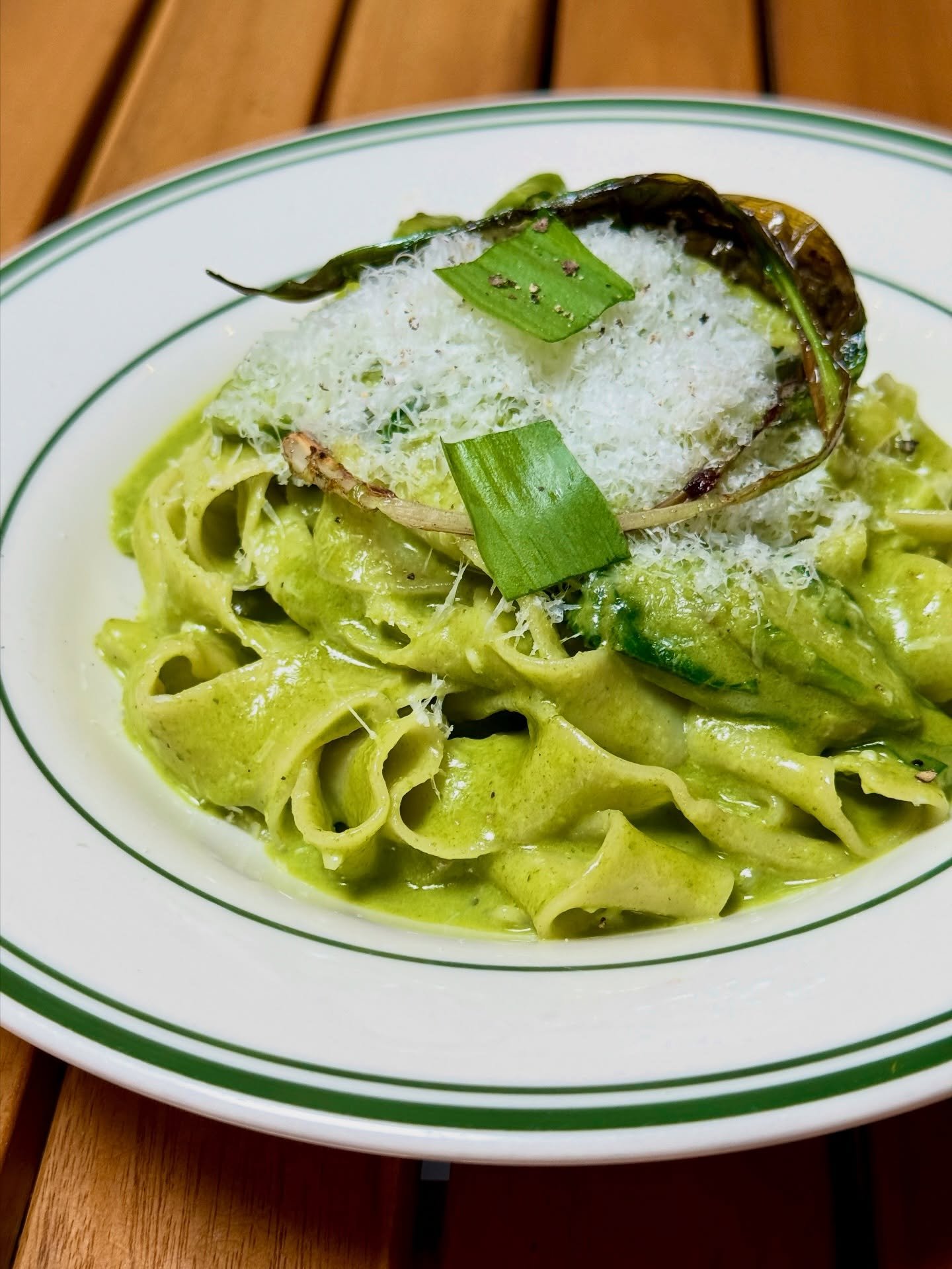 RAMPS are still growing, and we&rsquo;re still goin&rsquo;! Dig into a bowl of 🌱RAMP PAPPARDELLE🌱 while you still can. House-made pappardelle with fresh ramps, asparagus, and a creamy spinach parmesan brown butter sauce.

🛵 Available for dine-in, 