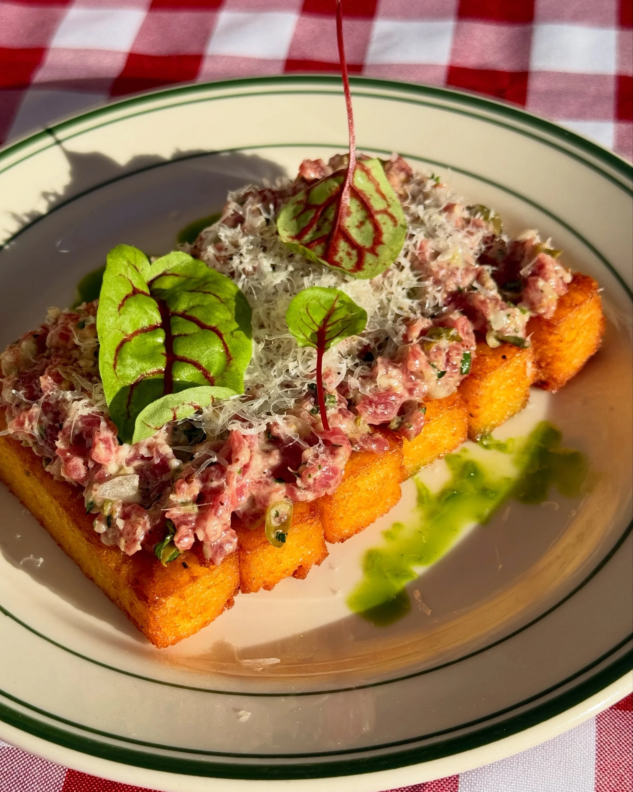 what? is? THIS!? it&rsquo;s new specials friday and here&rsquo;s what we got going on&hellip; THIS WEEK! ⬇️

🥩BEEF TARTARE + CRISPY POLENTA: lightly fried batons of crispy polenta with a tender beef tartare (parmesan, capers, shallot, mustard aioli)