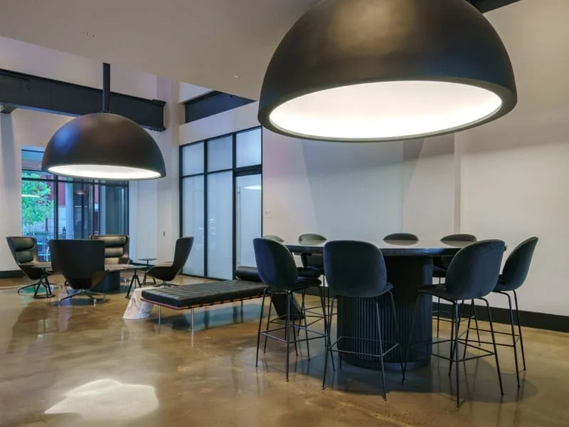 40-thorndike-building-lobby-seating-thumb.jpg