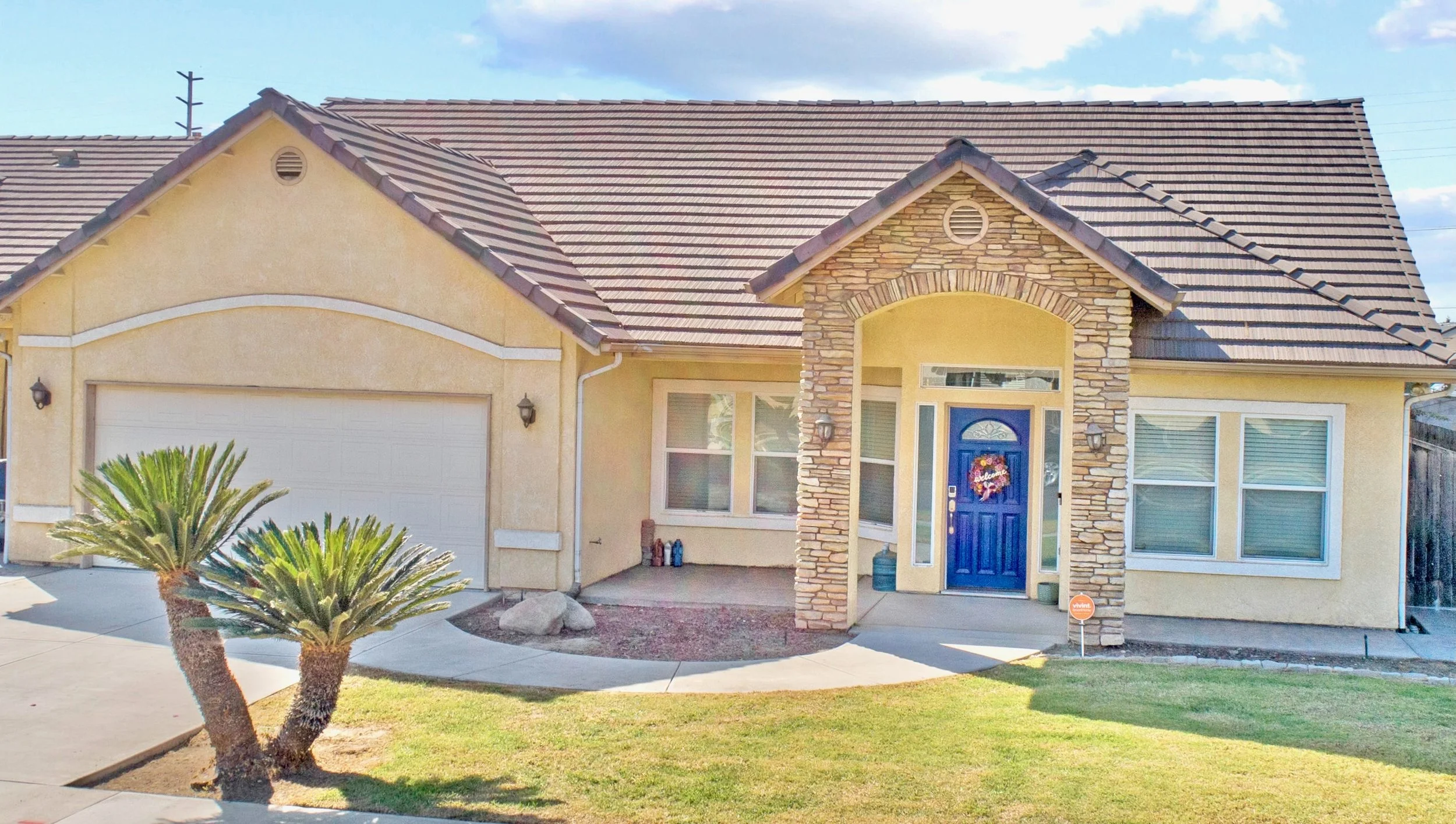 ! Front TulareA.jpeg