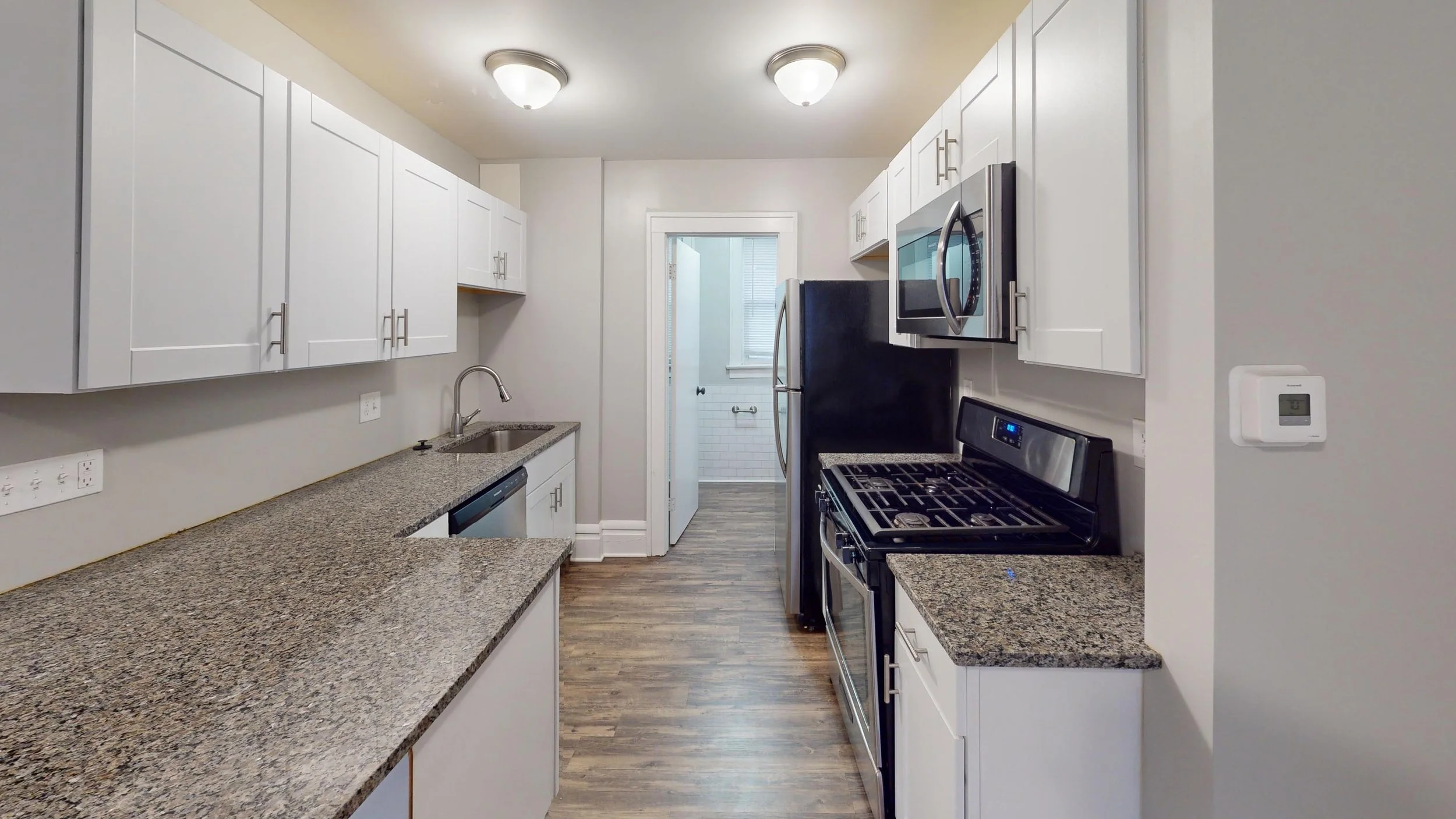 Dimora Short North Apartments | Kitchen