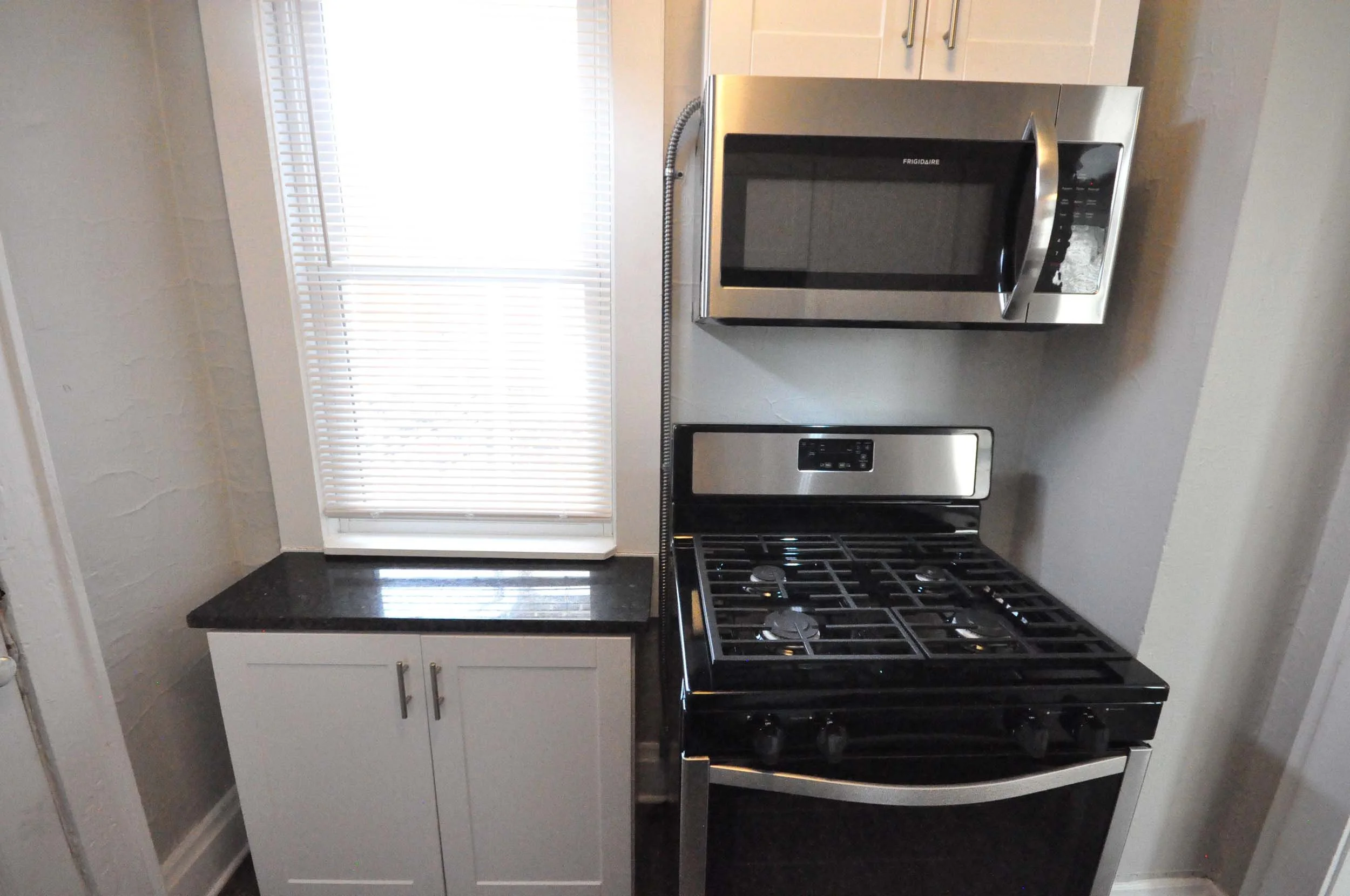 Dimora Short North Apartments | Kitchen