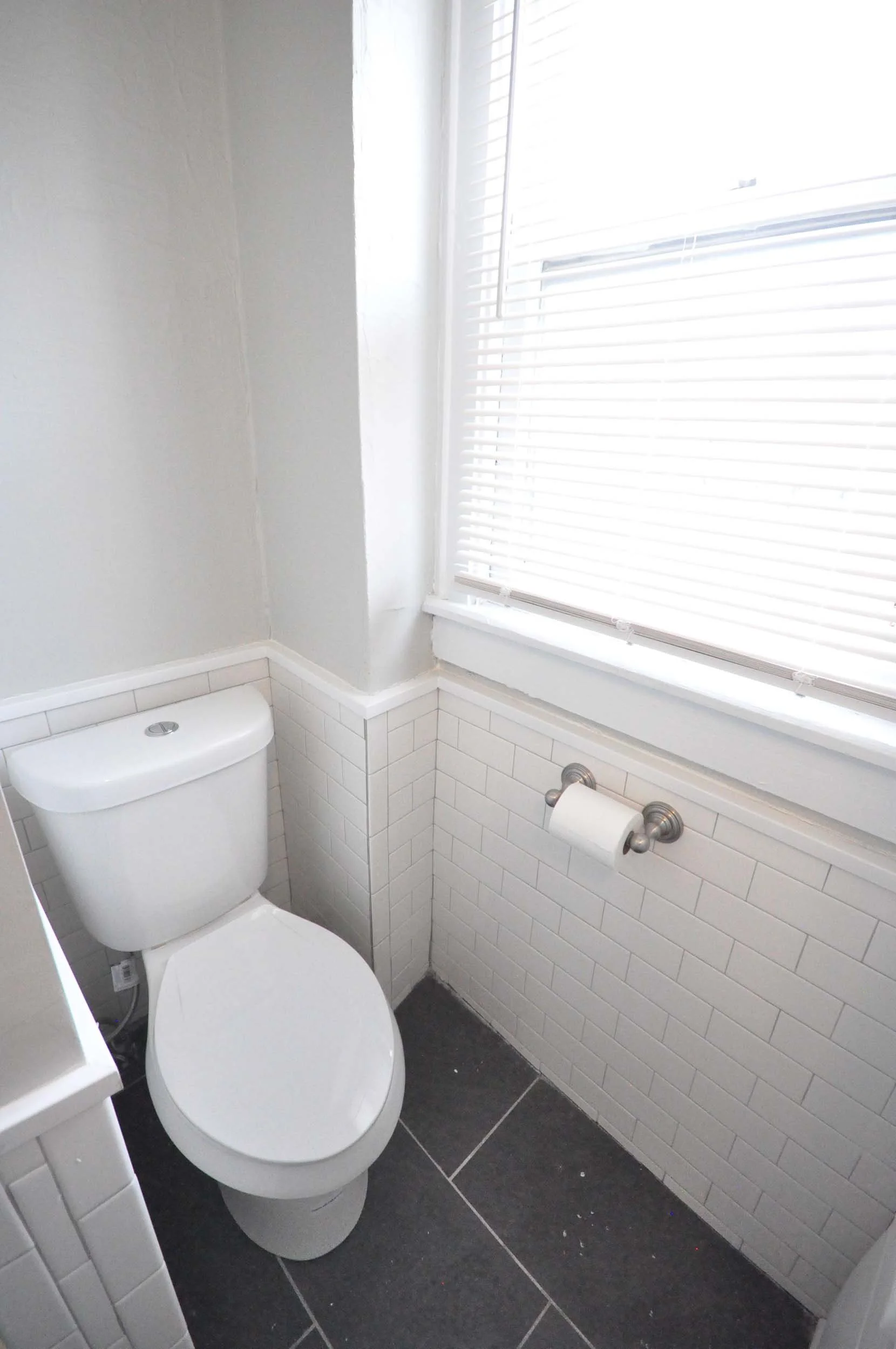 Dimora Short North Apartments | Bathroom