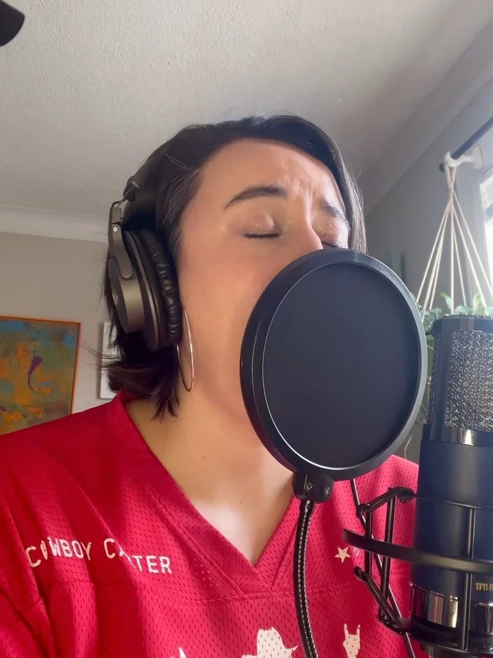 harm 1 or harm 2?!

far from perfect but had so much fun putting these together 🤓

#bgv #harmony #singer #yebba