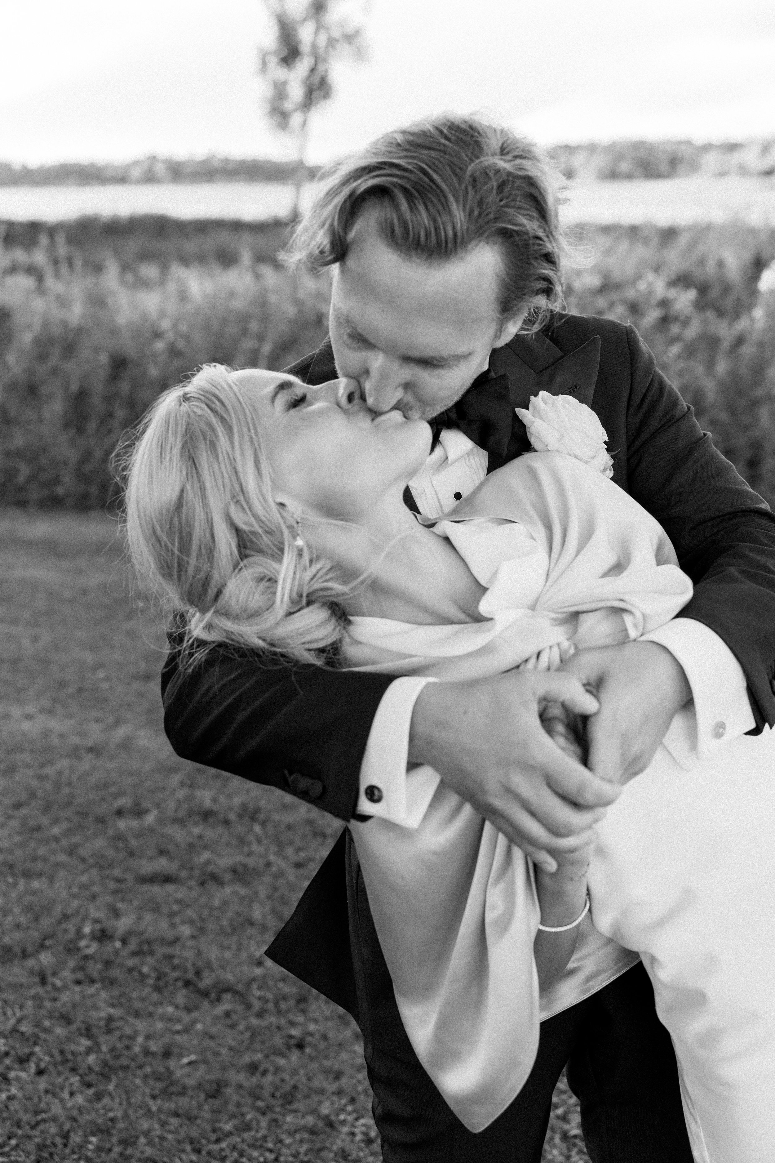 Victoria & Hampus - A Grand Private Estate Wedding Celebration Under the Stars