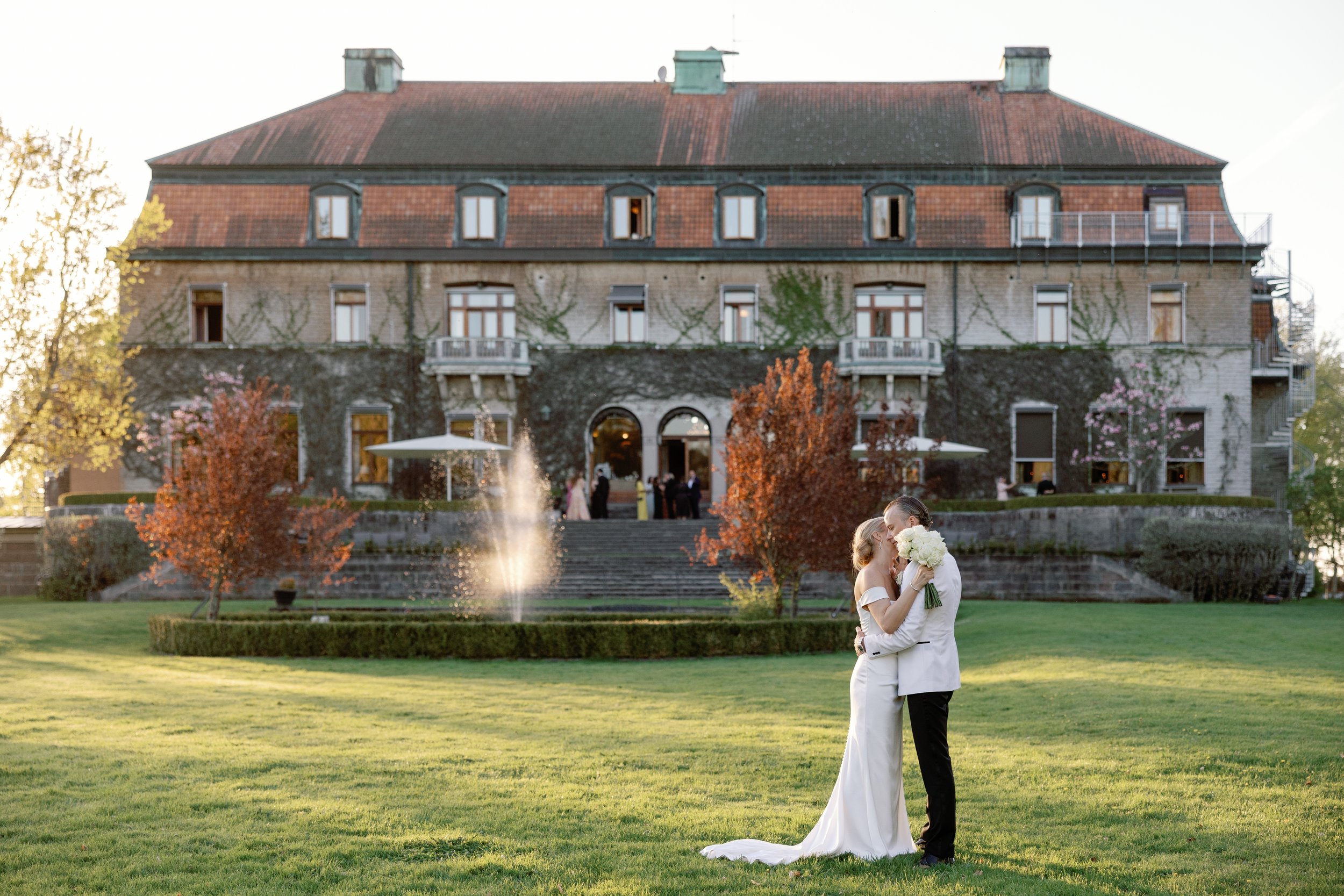 Stine&Mikael_CLARAMORTENSENPHOTOGRAPHY-72.jpg