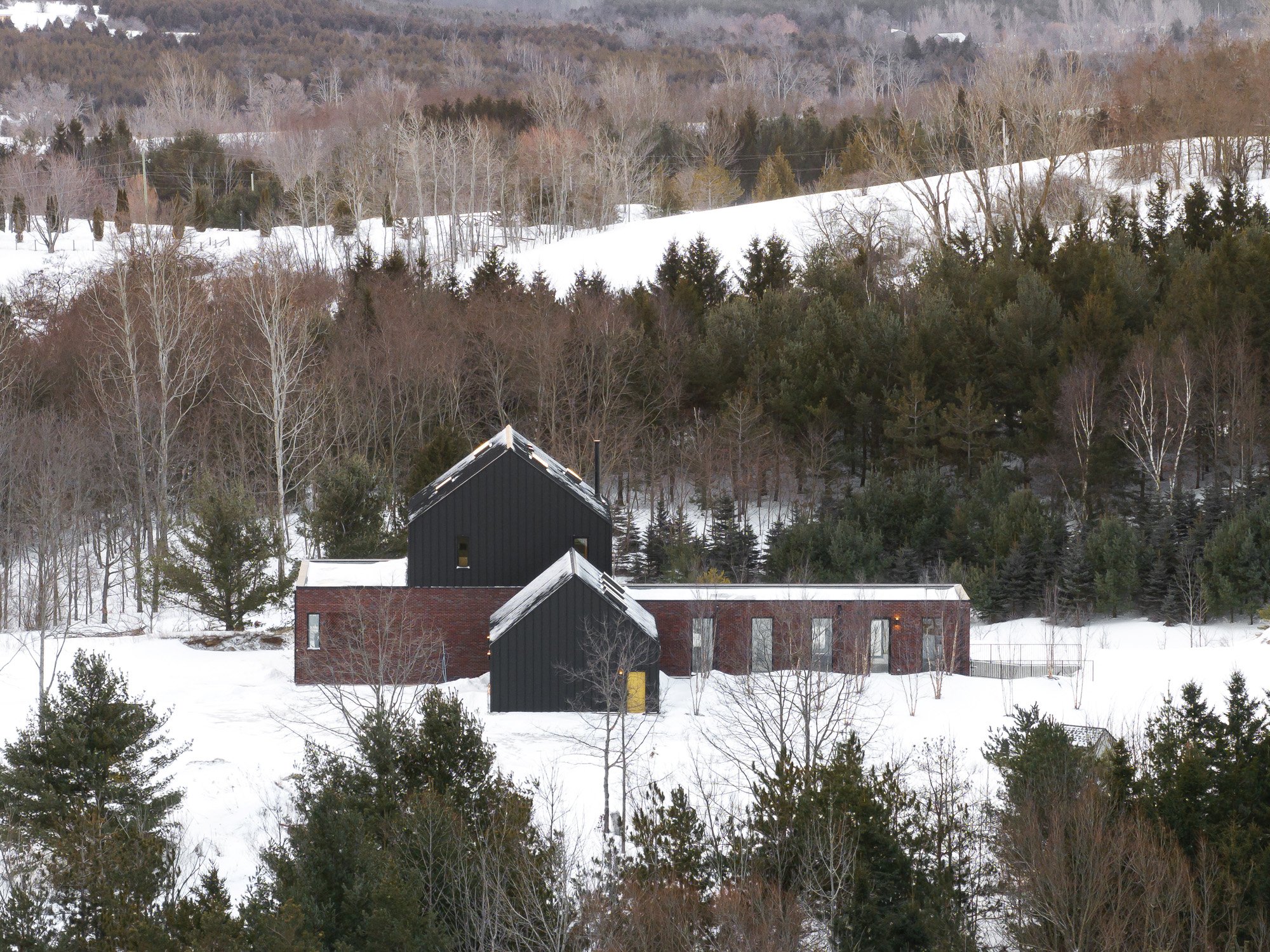 towerhill-house-exterior-aerial-north-studio-maggs.jpg