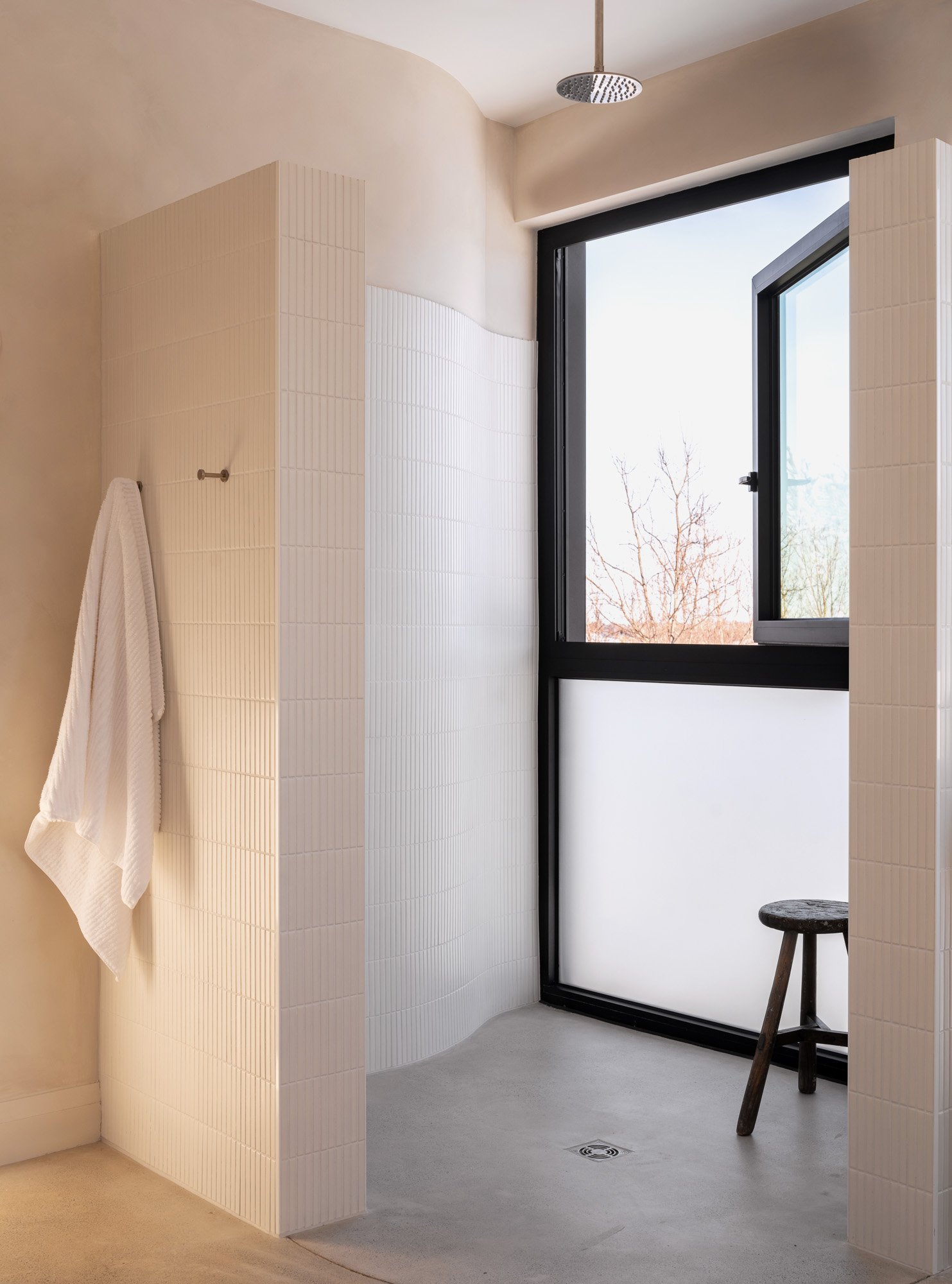 towerhill-house-primary-shower-studio-maggs.jpg
