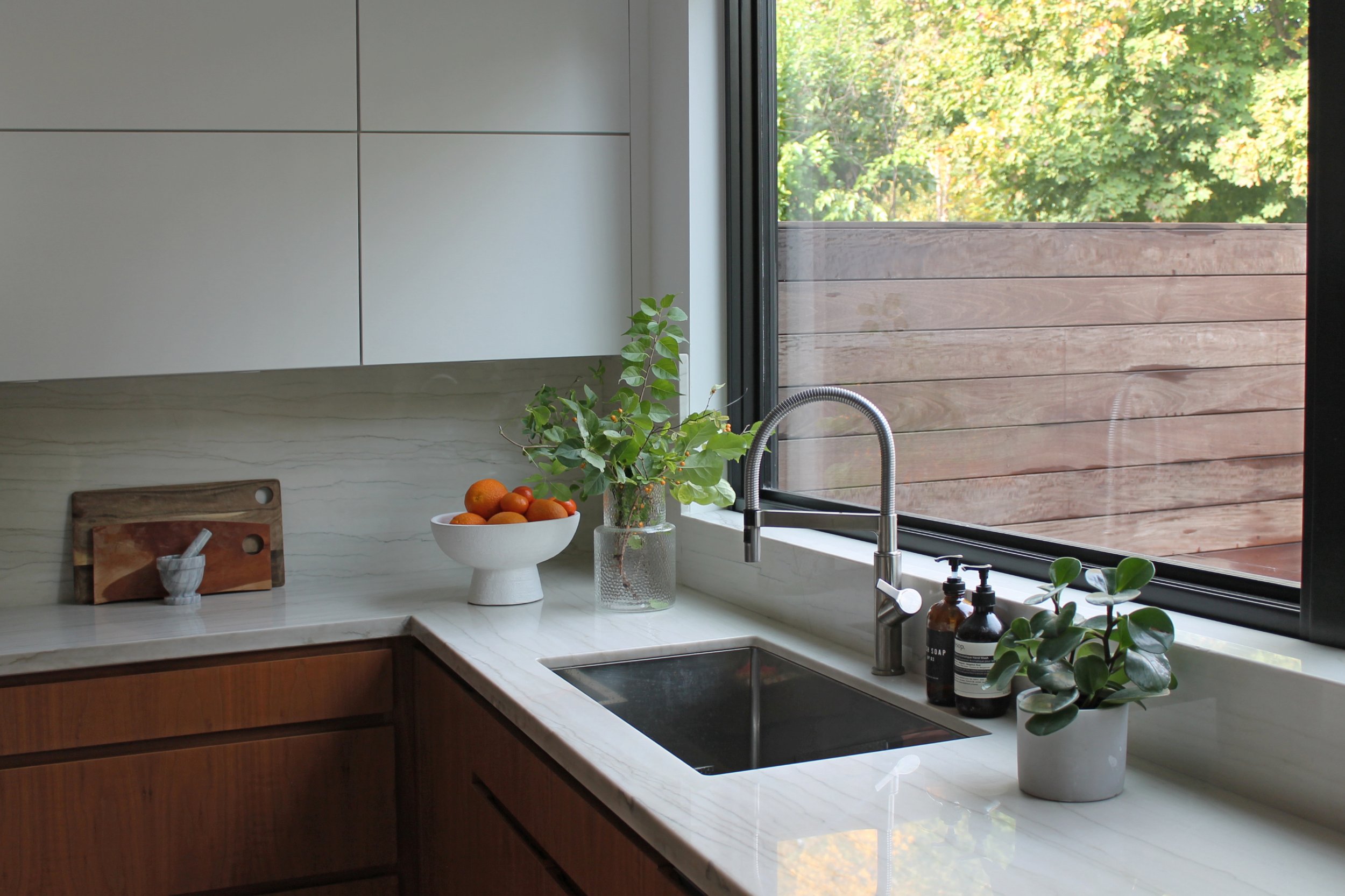 Roncessvalles-Reno-Kitchen3-studio-maggs.jpg