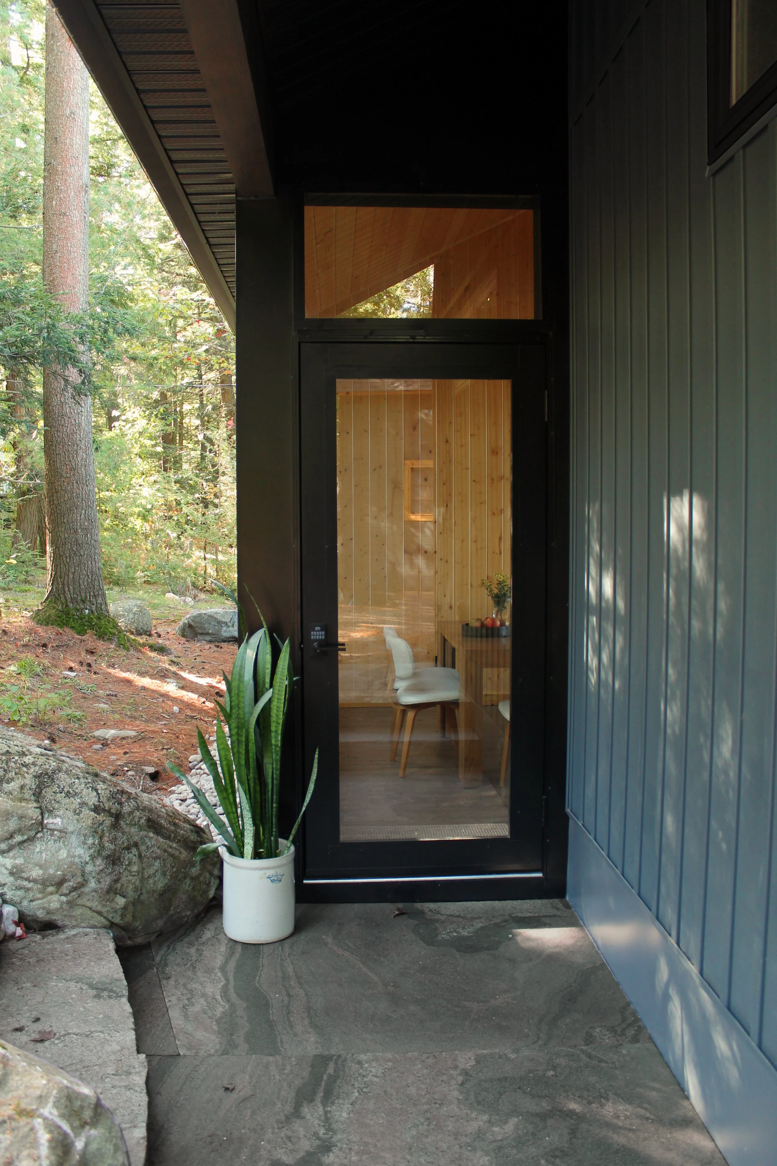 muskoka-cottage-entrance-studio-maggs.jpg
