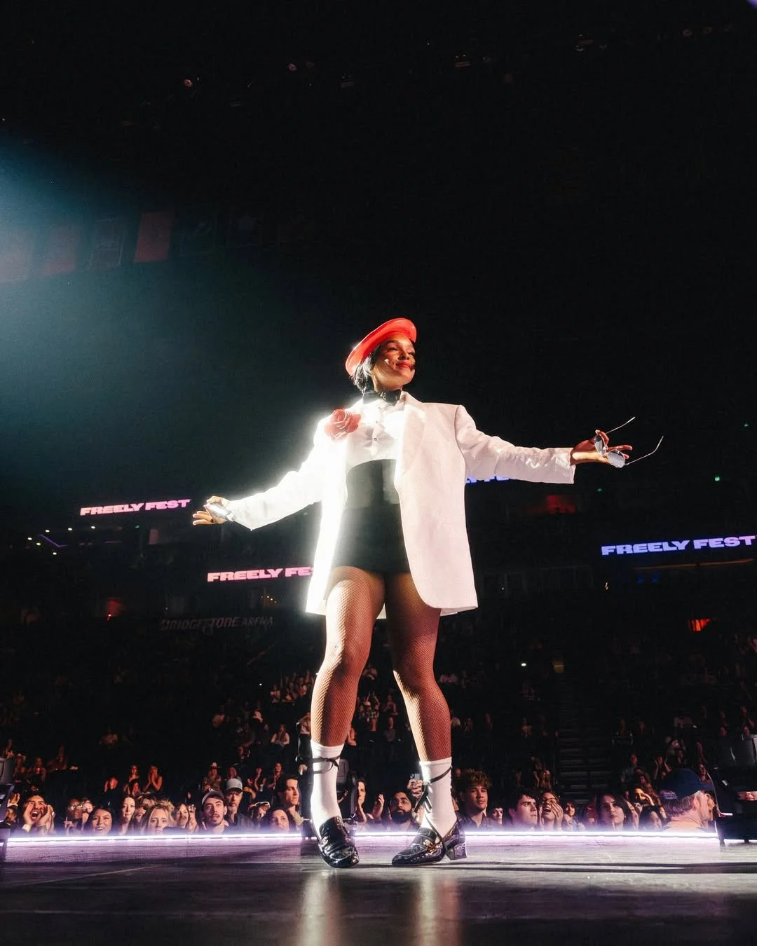 👑👑👑 @janellemonae 📸 @dusana.jpg