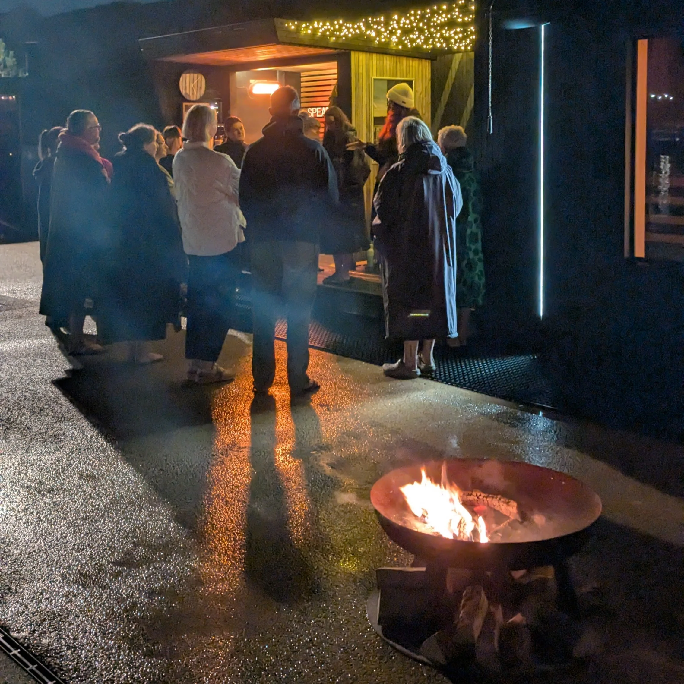 PXL_20251206_170843006.MP (1).jpg