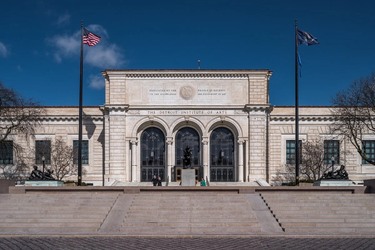 Detroit wedding planner at the DIA