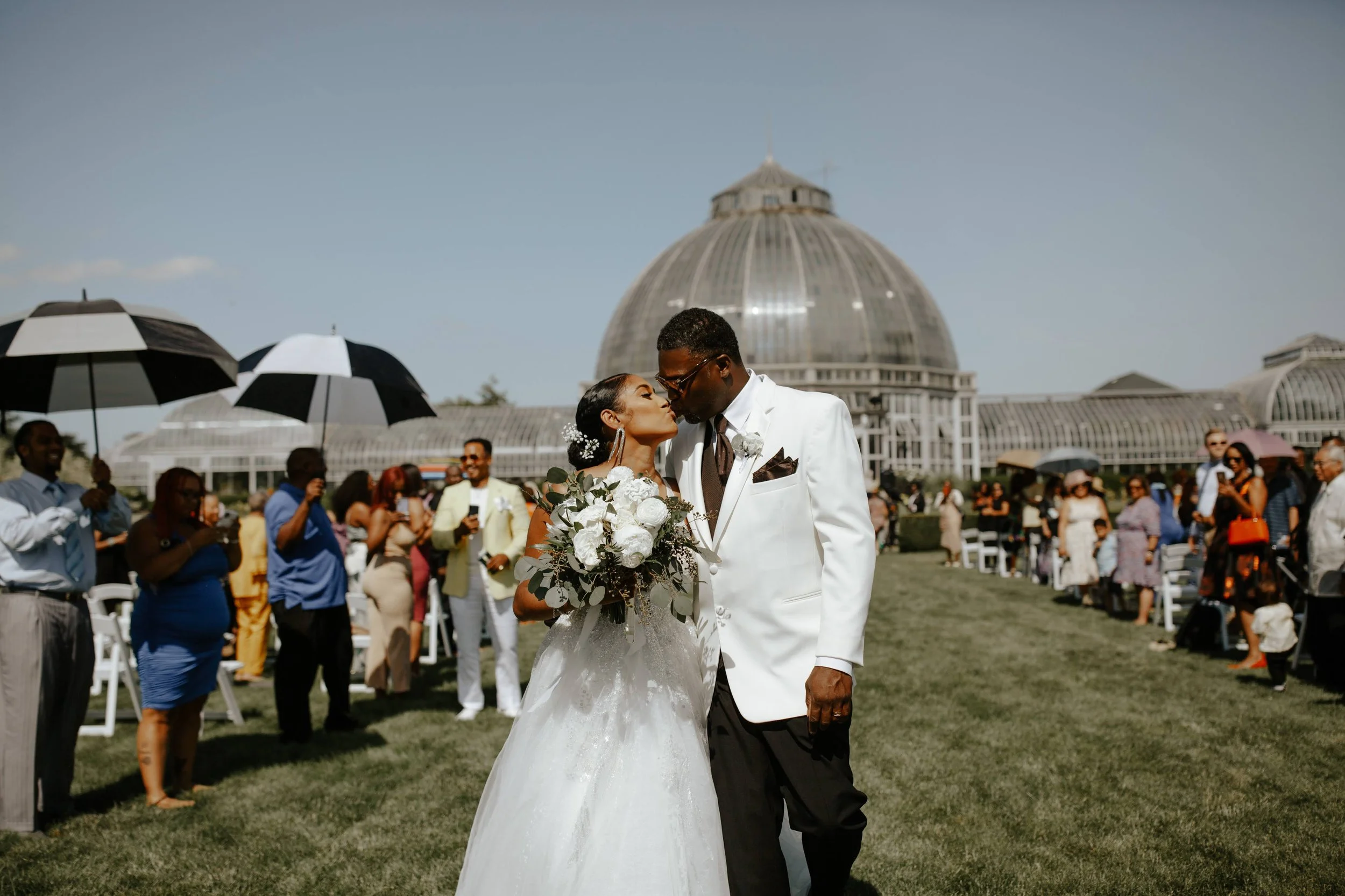 Wedding and Bridal Party Belle Isle Detroit Michigan