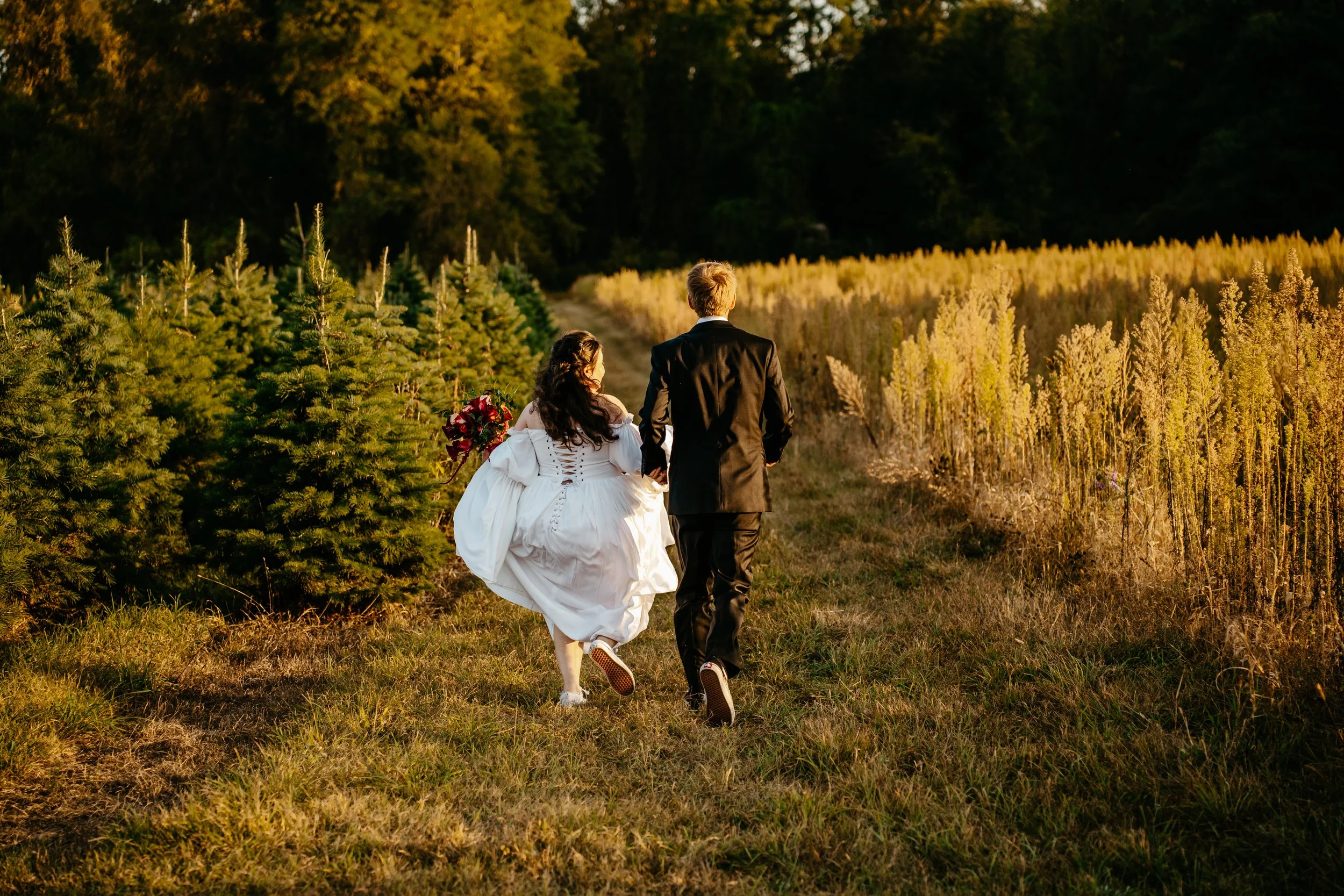 Wedding and Bridal Party Highland Michigan