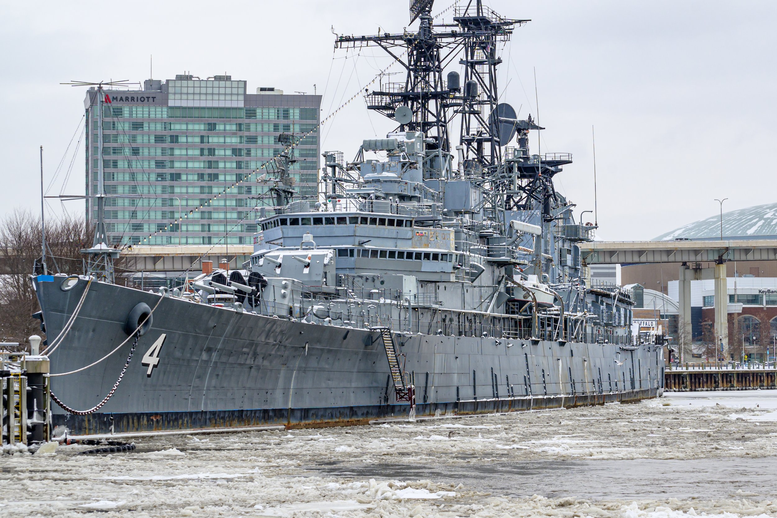 That's a deep snow pile-5.JPG