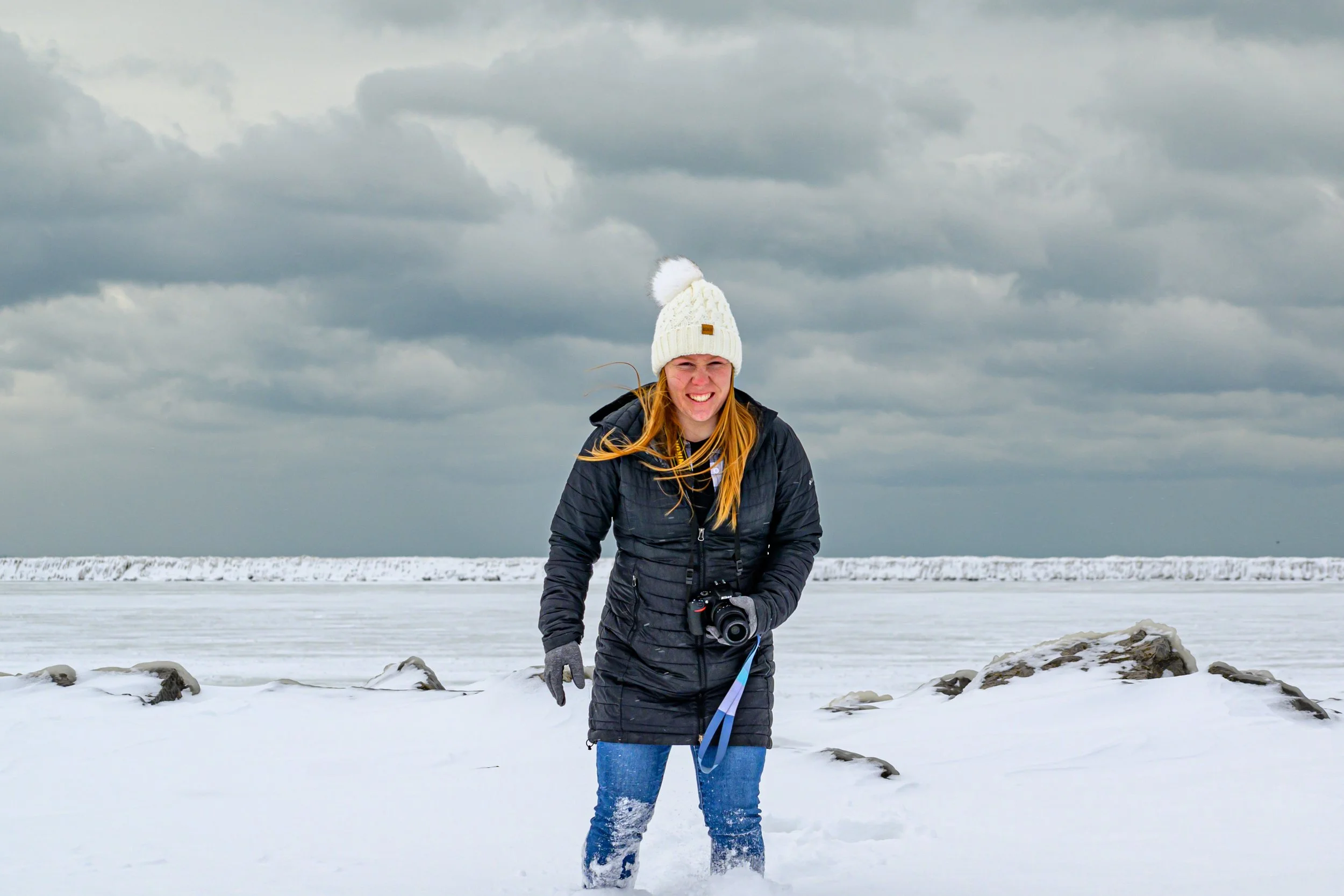 That's a deep snow pile-28.JPG