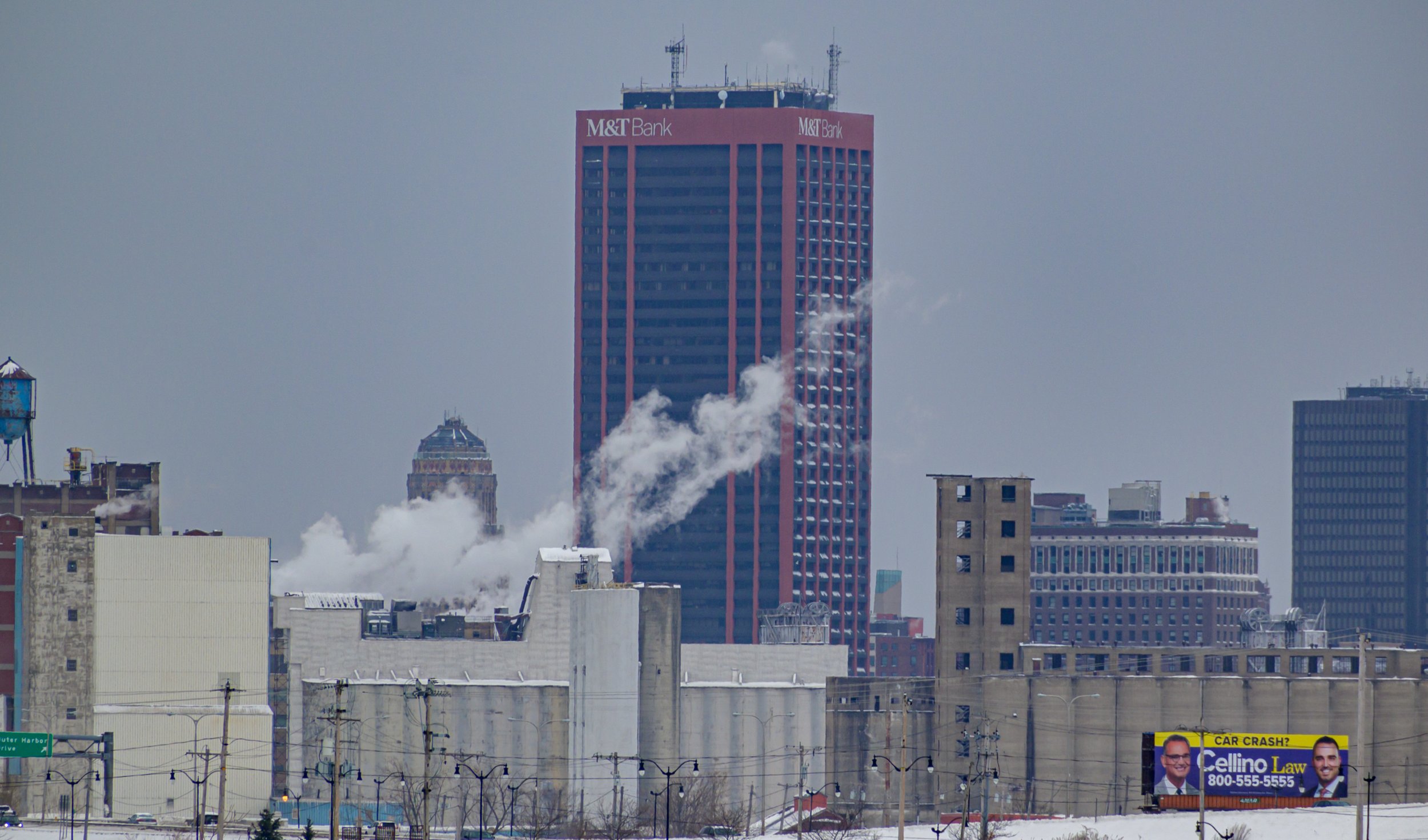 That's a deep snow pile-19.JPG