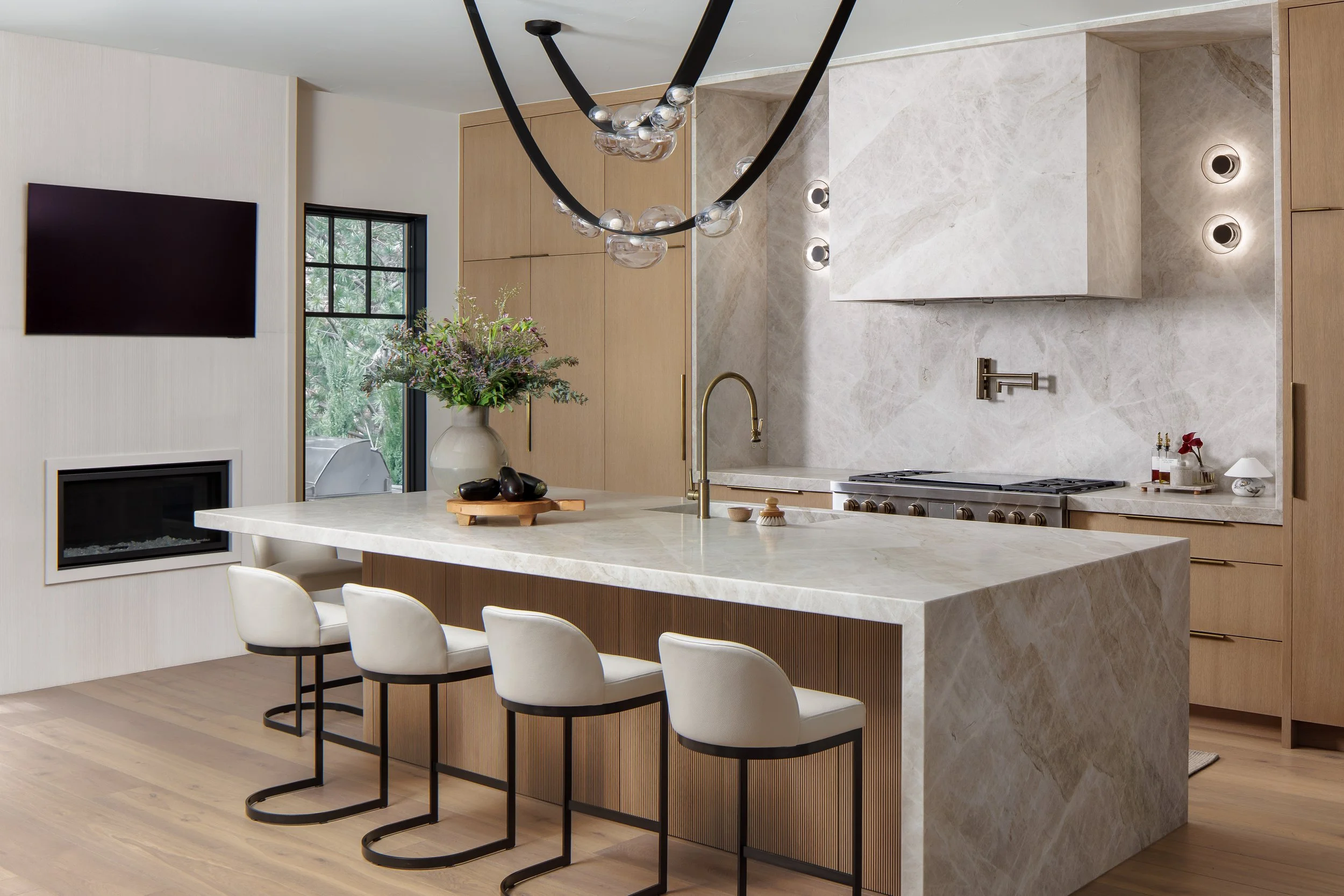 Joei McIntire_Viger_0003_.jpeg