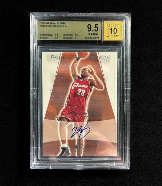 Had an incredible time at the @vancitycardshow ! The variety of vendors was top-notch, and the entire event was super well-organized from start to finish. Easily one of the most stunning locations for a card show I&rsquo;ve seen! 

Here&rsquo;s one o