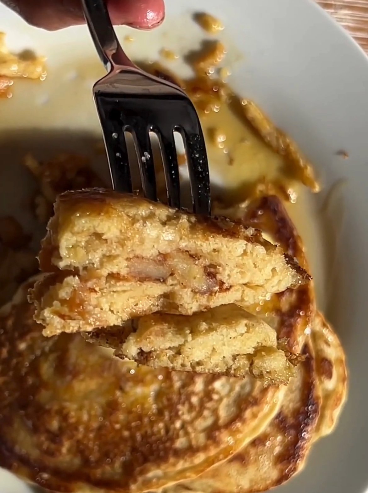 Apple Kefir Einkorn Sourdough Pancakes (Recipe)