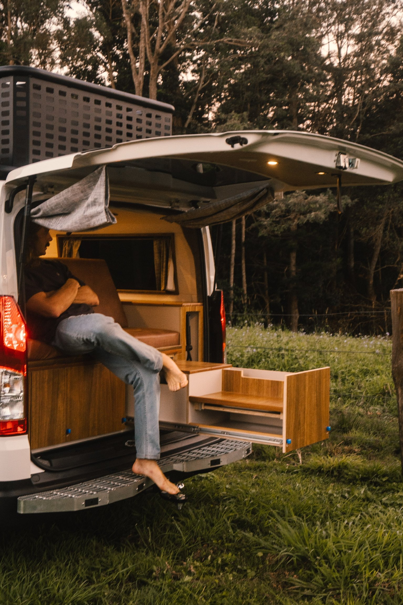 HITOP HIACE-126.jpg