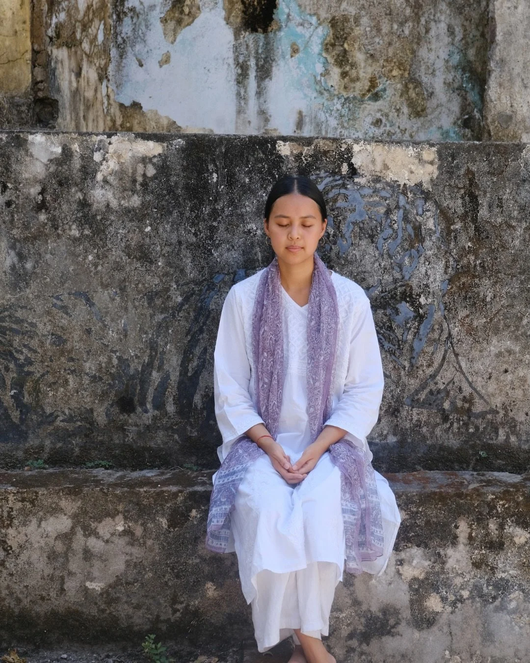THE MIND IS NOT A MONKEY
The mind searches and wanders for that which is blissful, stable and enduring. It often gets a bad wrap.

Overthinking and persistent thoughts are often attributed to the nature of the mind and perceived as its negative quali