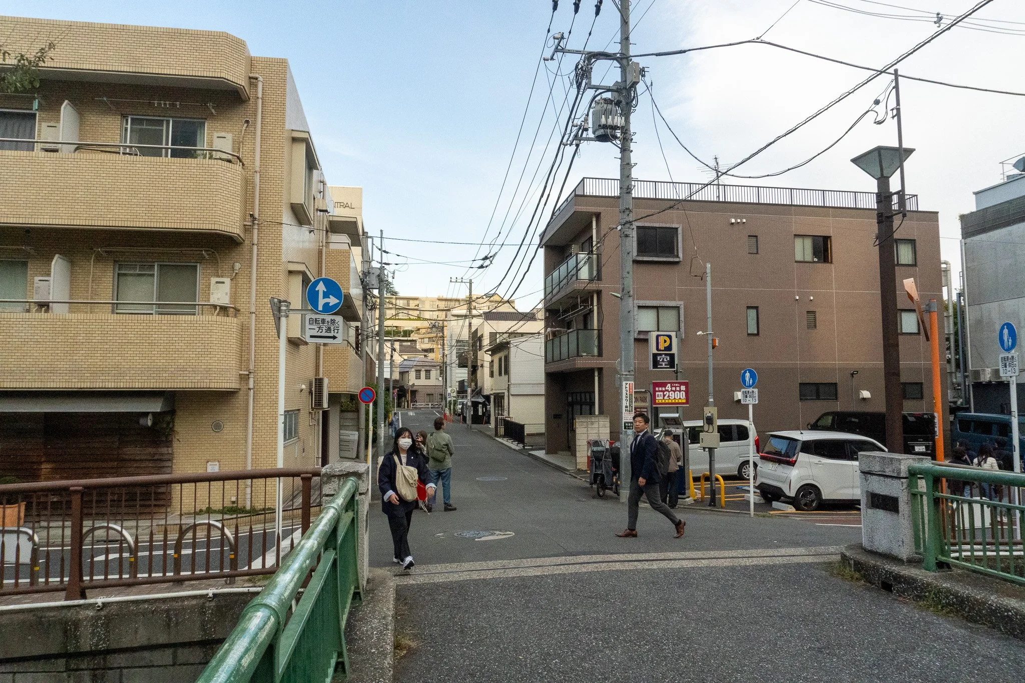 DSC08325-2.jpg