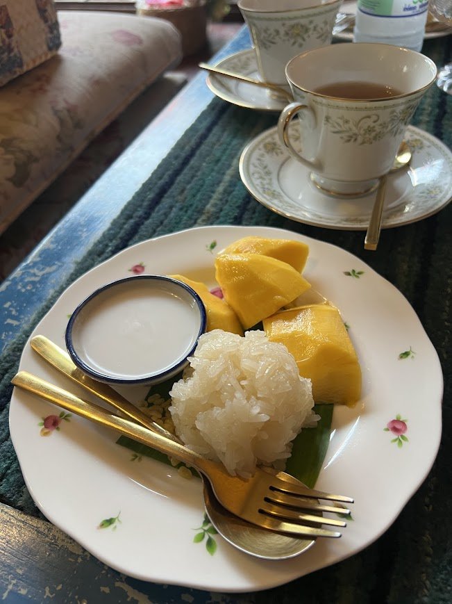 Ruen Boran Thai Massage mango sticky rice.jpg