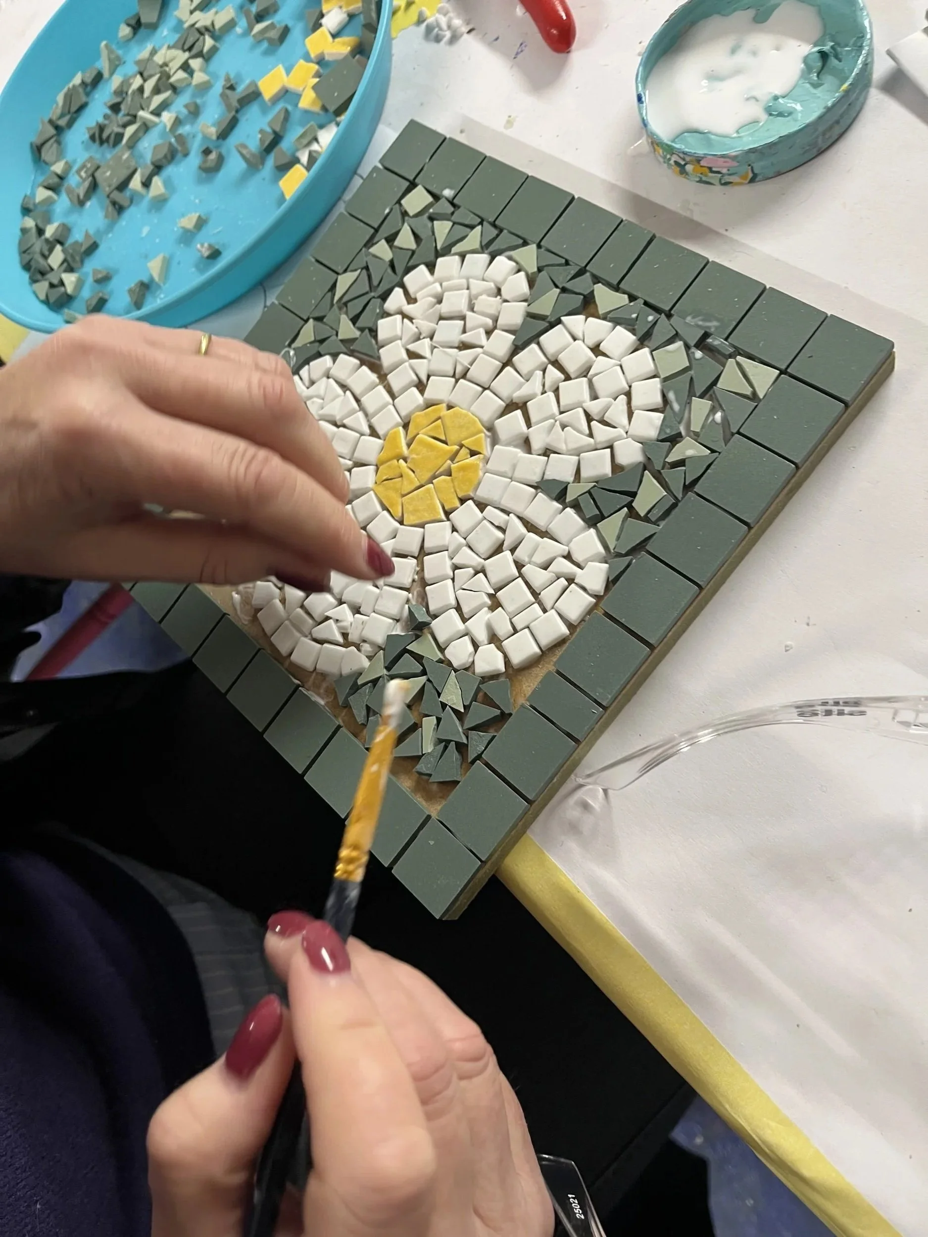 eirlumestudio-mosaic-workshop-14.jpg