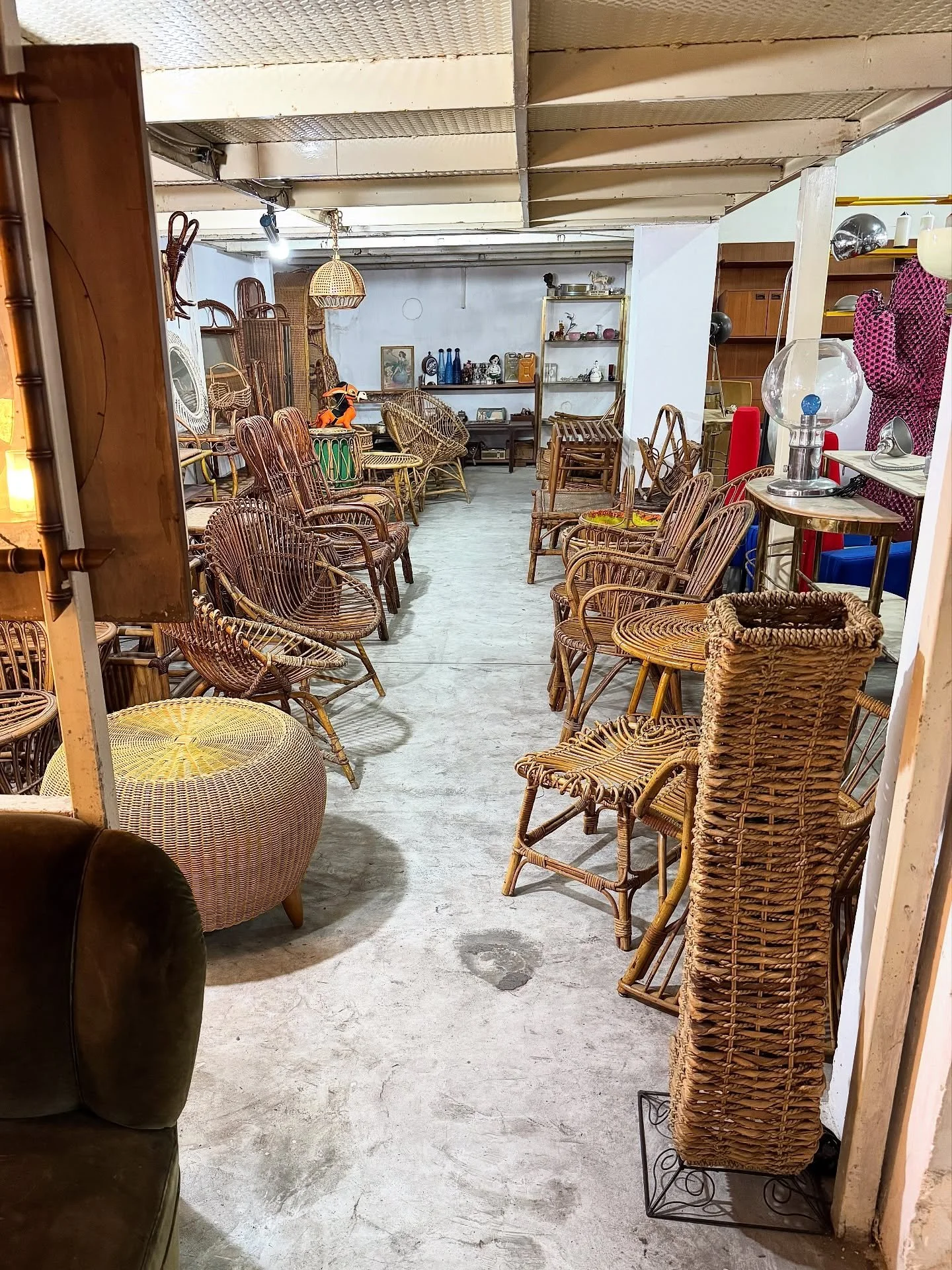 Arredamento da esterno e non solo da noi di @emporium_900 😍
💌 Vuoi info o prezzi? Scrivici in privato!
📍 Showroom a Quarto (Napoli)
🗓️ Appuntamenti: Lun&ndash;Sab | 10:00&ndash;14:00
🛒 Scopri di pi&ugrave; su: emporium900.com
🚚 Spediamo in tutt