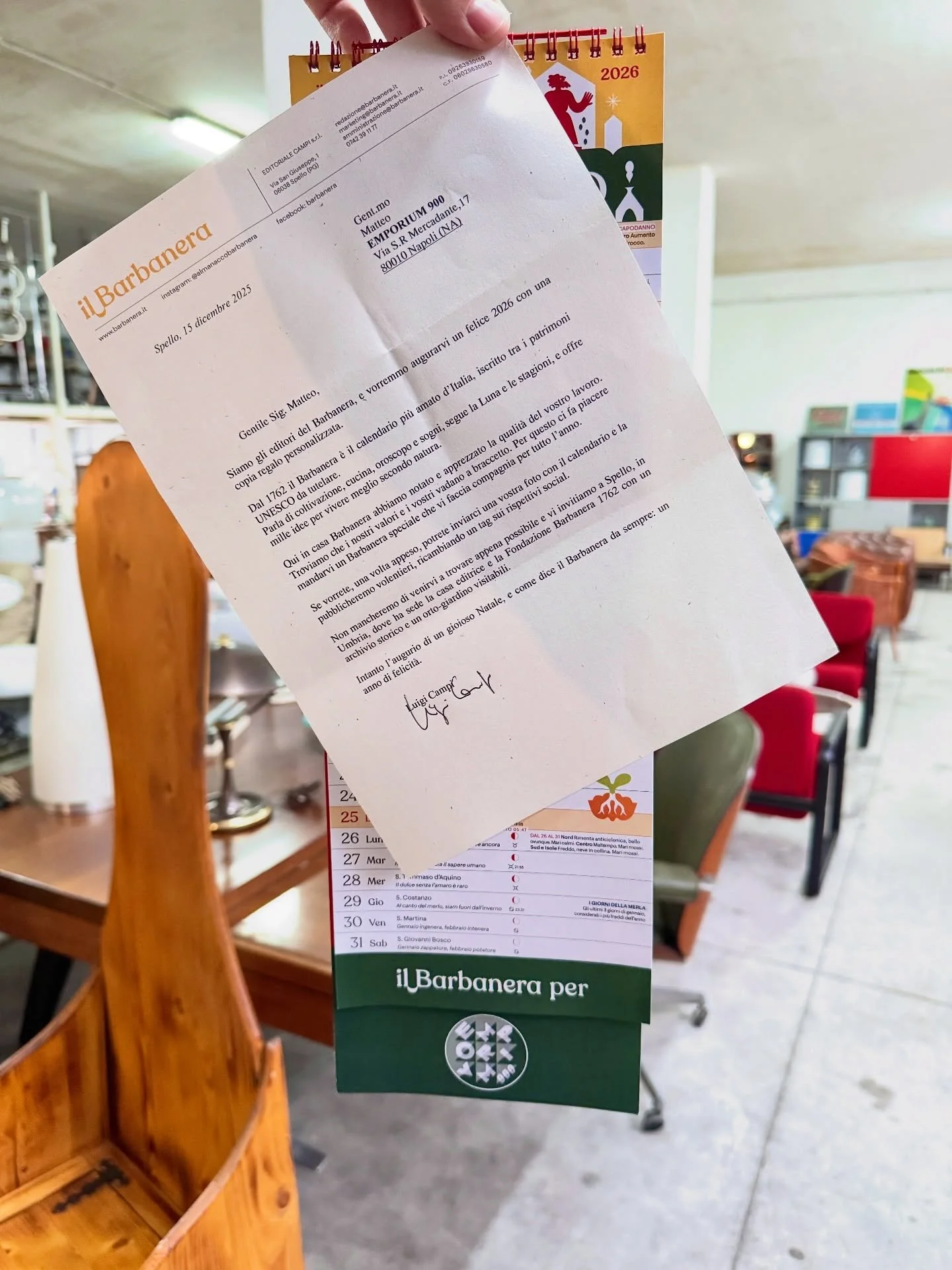 Grazie @almanaccobarbanera per l'attestato di stima 🥰 Vi aspettiamo presto! 🫶🏻

📍 Showroom a Quarto (Napoli)
🗓️ Appuntamenti: Lun&ndash;Sab | 10:00&ndash;14:00
🛒 Scopri di pi&ugrave; su: emporium900.com
🚚 Spediamo in tutta Italia!

#napoli #ar