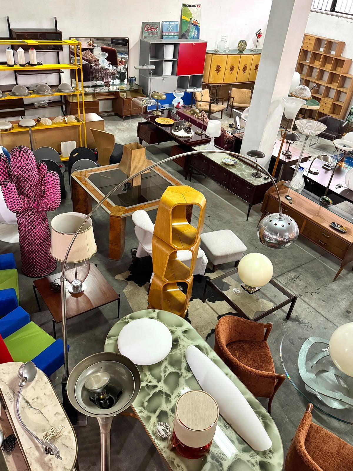 Emporium 900 noleggio arredi e location
