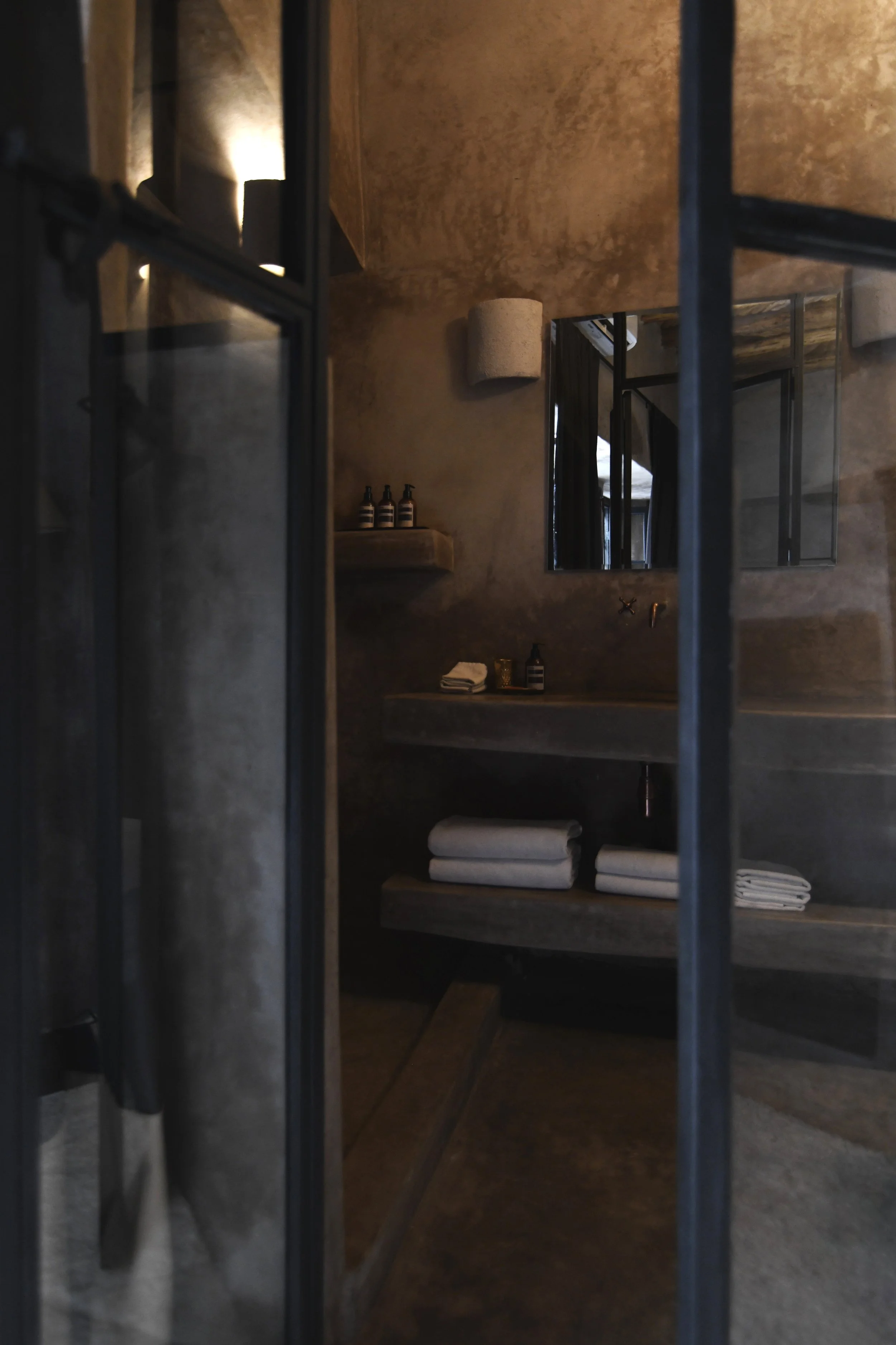 7644F4AB-D81C-4A71-99E8-BA16305ABFE9.jpg