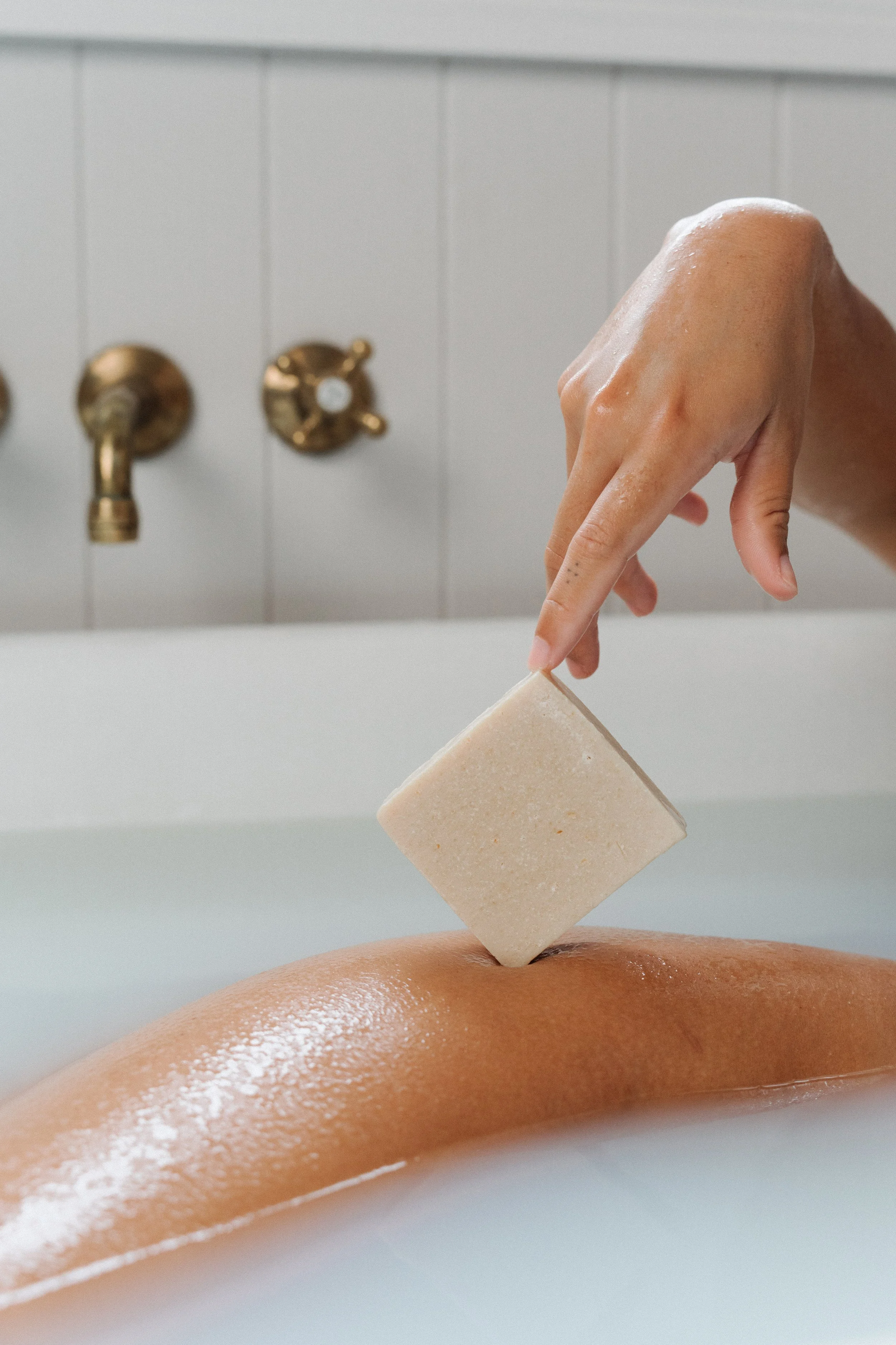 Naked Tallow Campaign -53.jpg